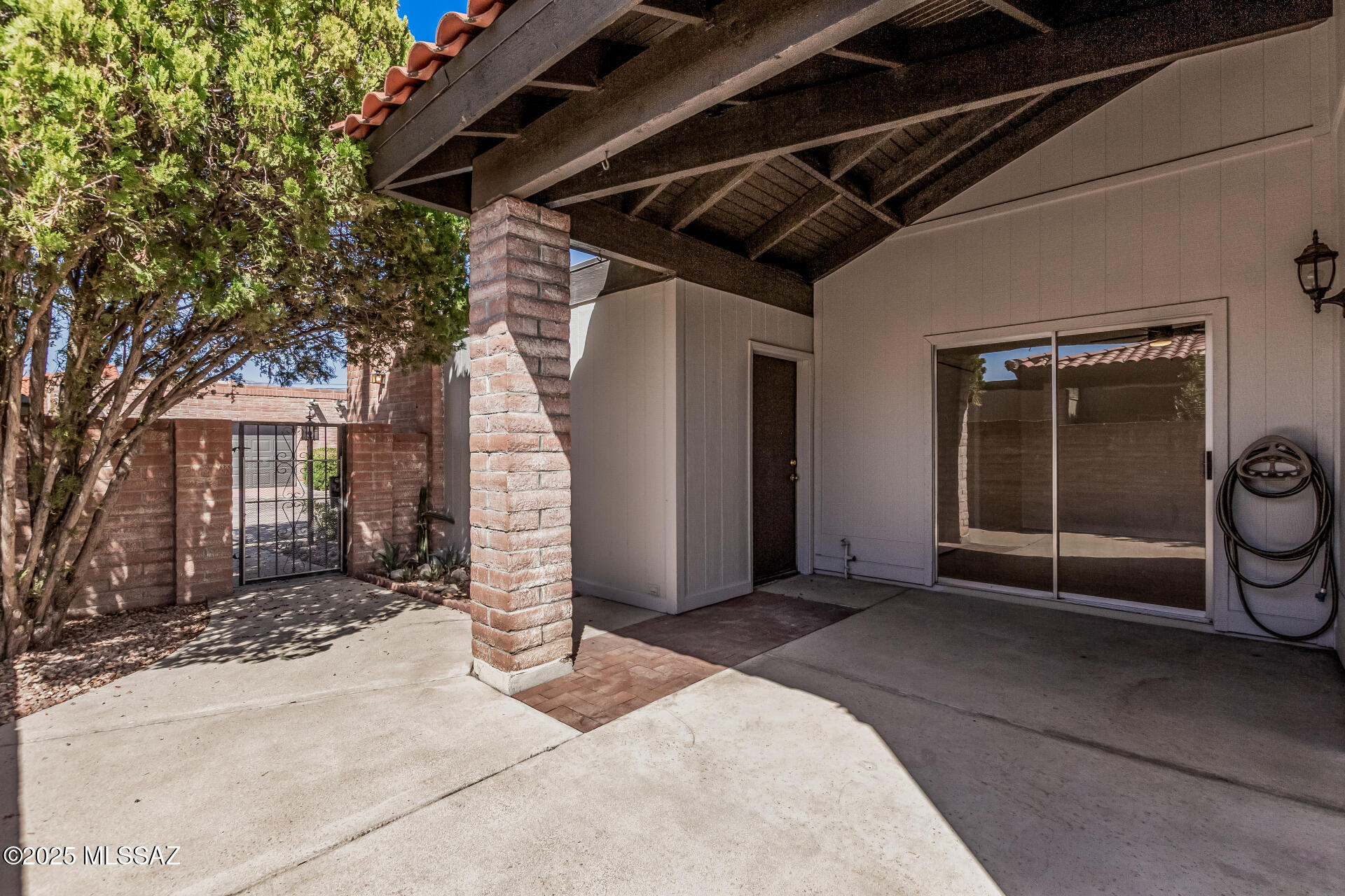 7562 E Camino De Querabi