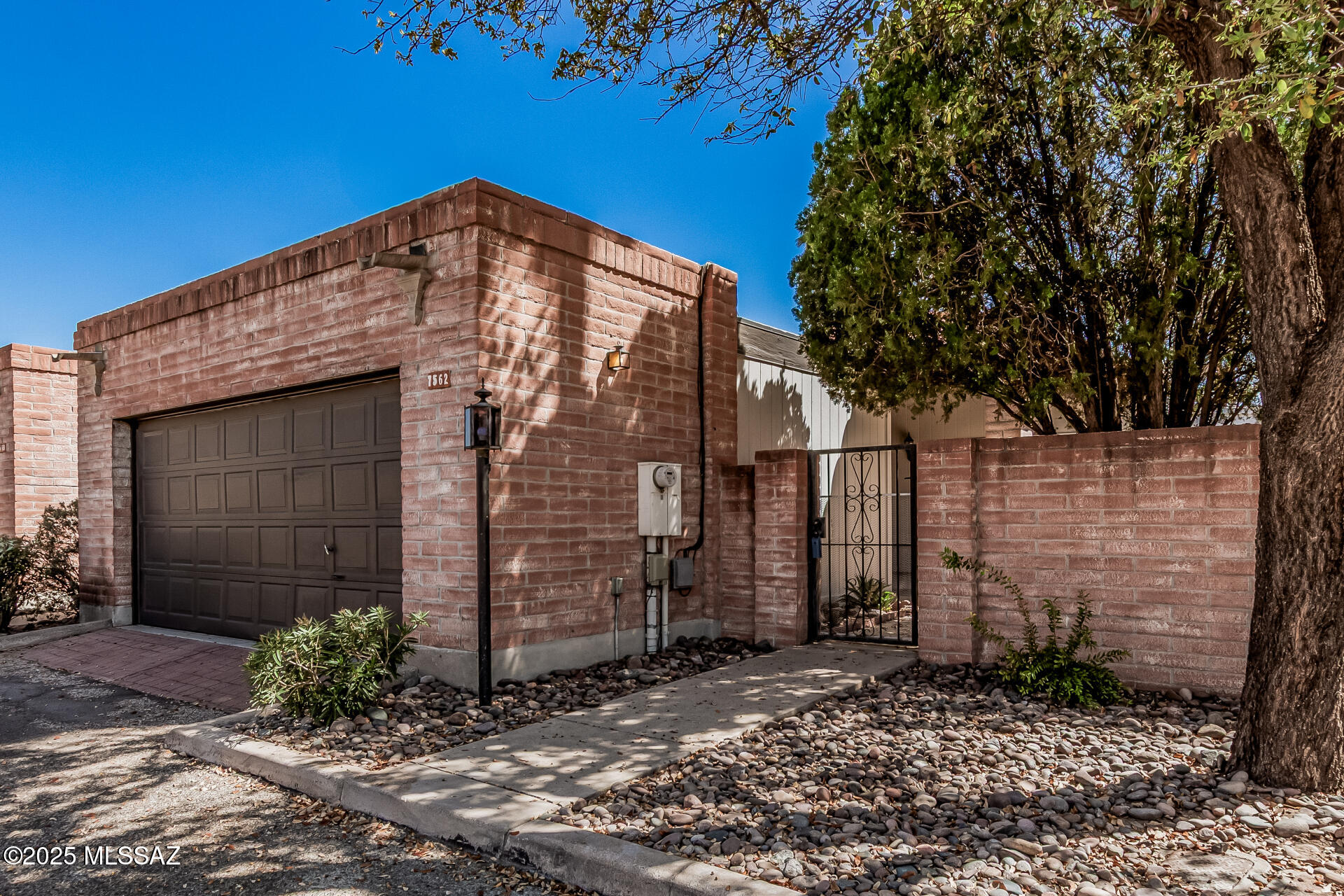 7562 E Camino De Querabi