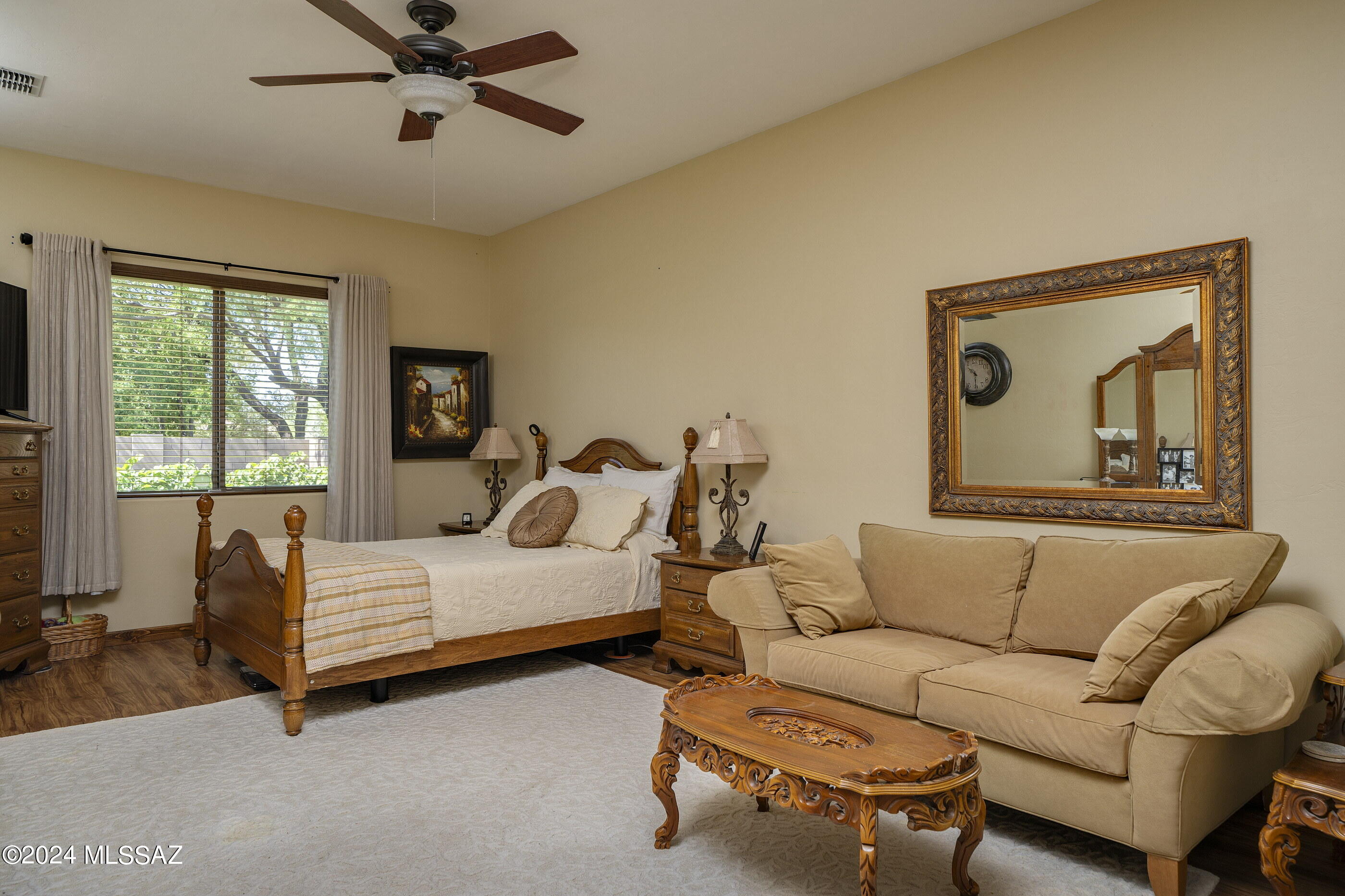 8479 N Sunny Rock Ridge Drive