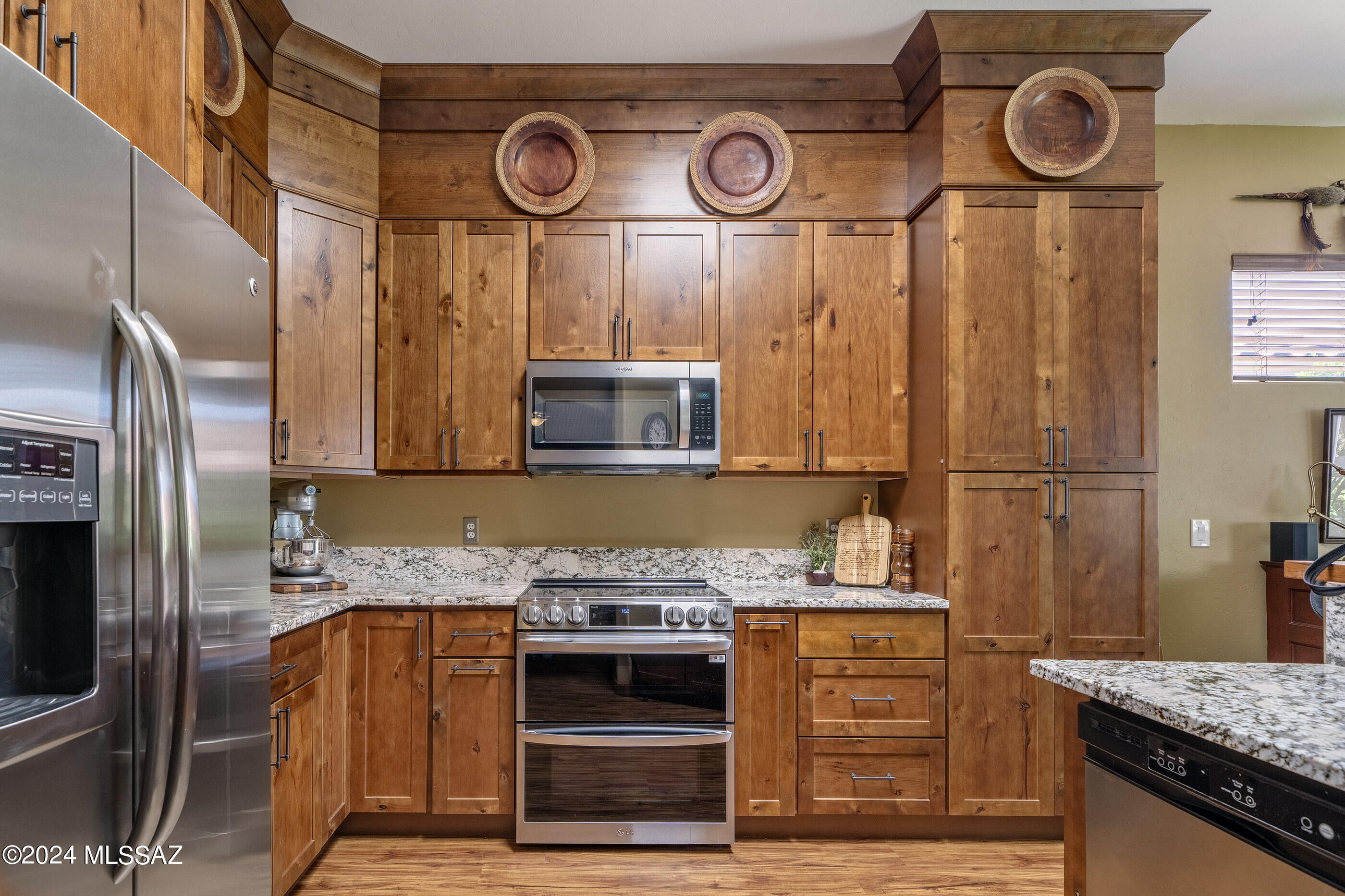 8479 N Sunny Rock Ridge Drive