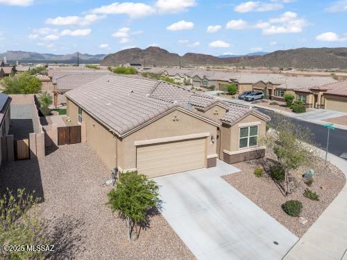 9216 W Trotting Wolf Trail