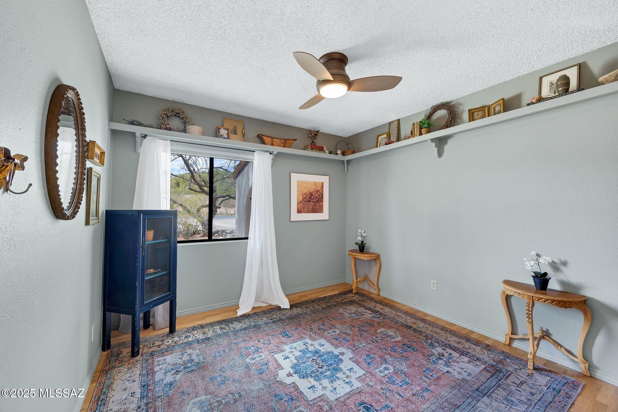 8201 E Big Horn Trail