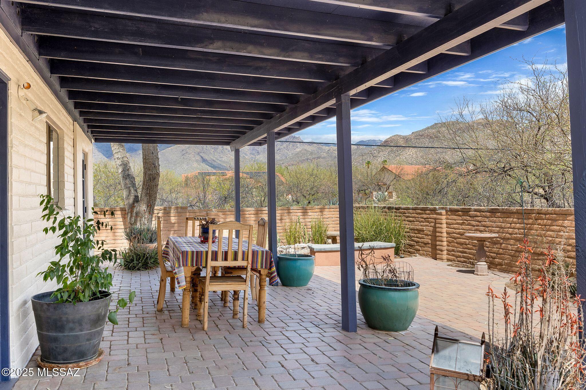 8201 E Big Horn Trail