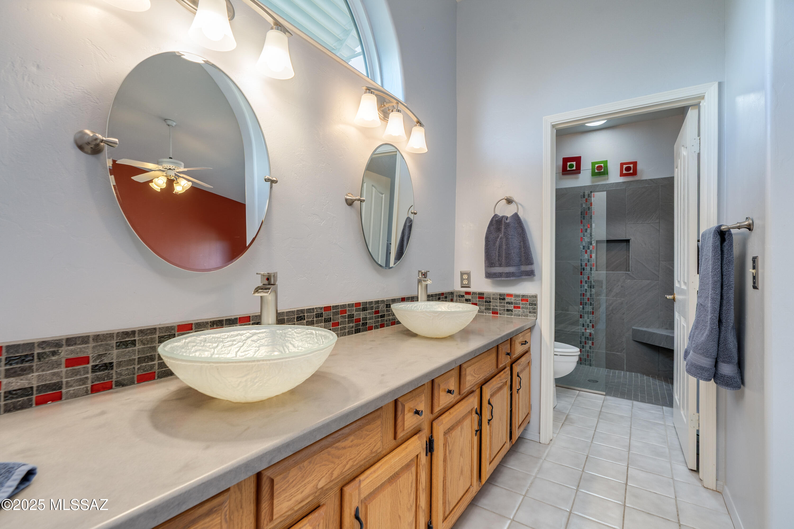 10200 E Hawk Hill Lane