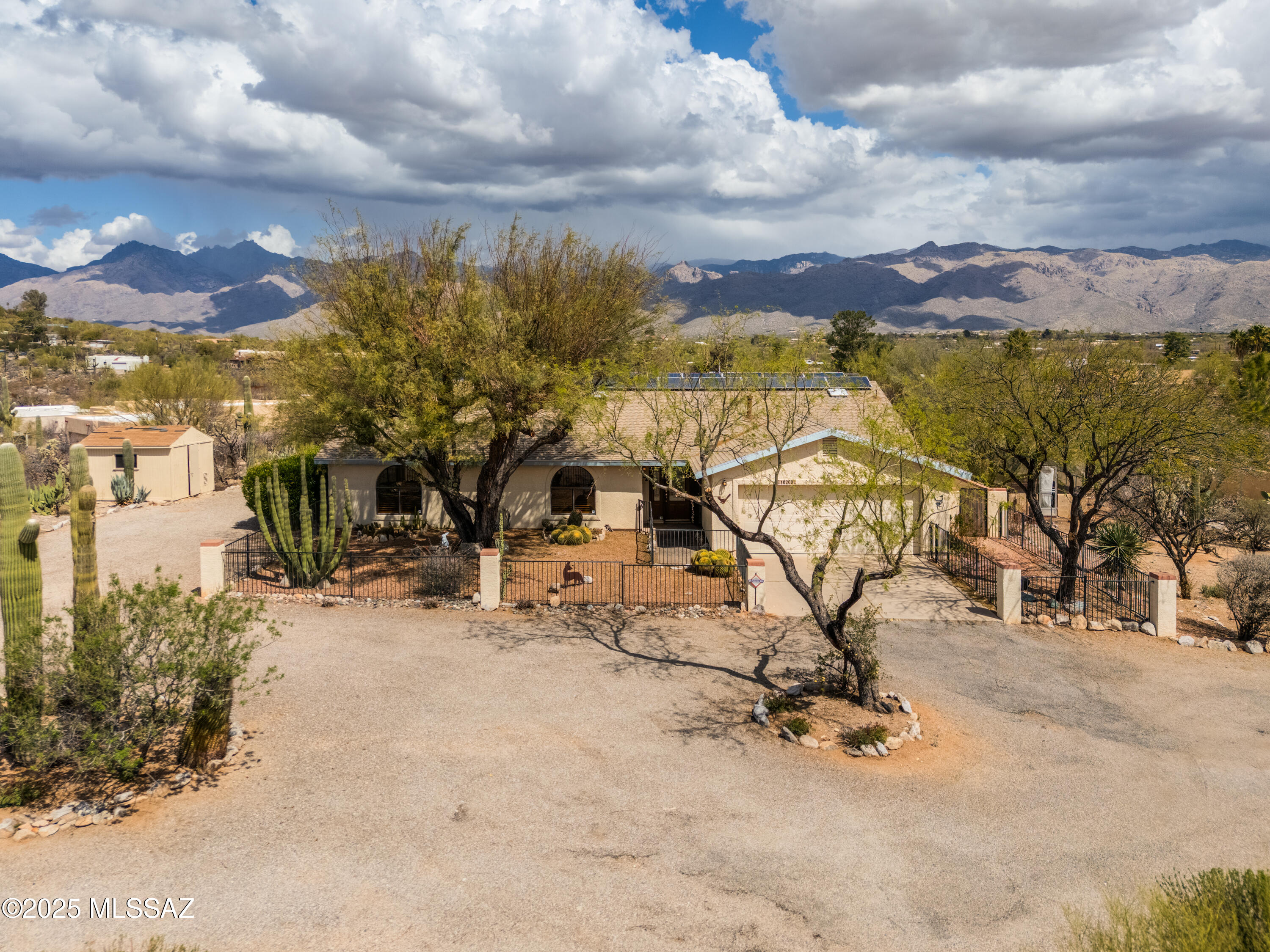 10200 E Hawk Hill Lane