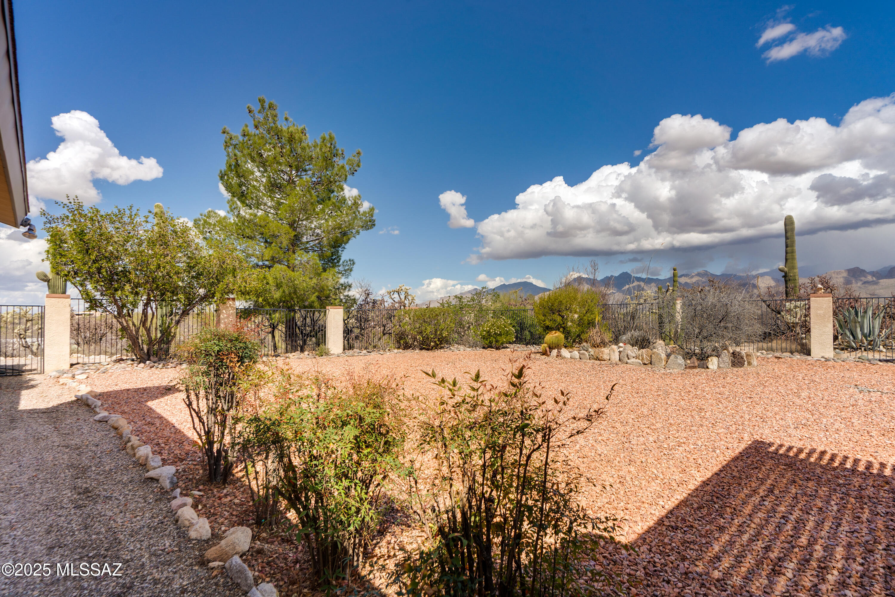 10200 E Hawk Hill Lane