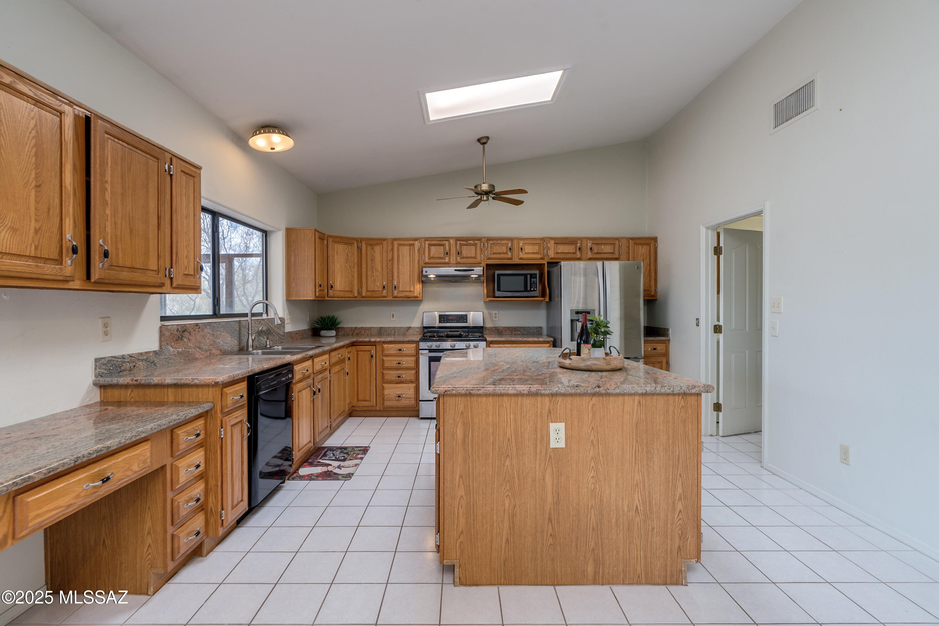 10200 E Hawk Hill Lane