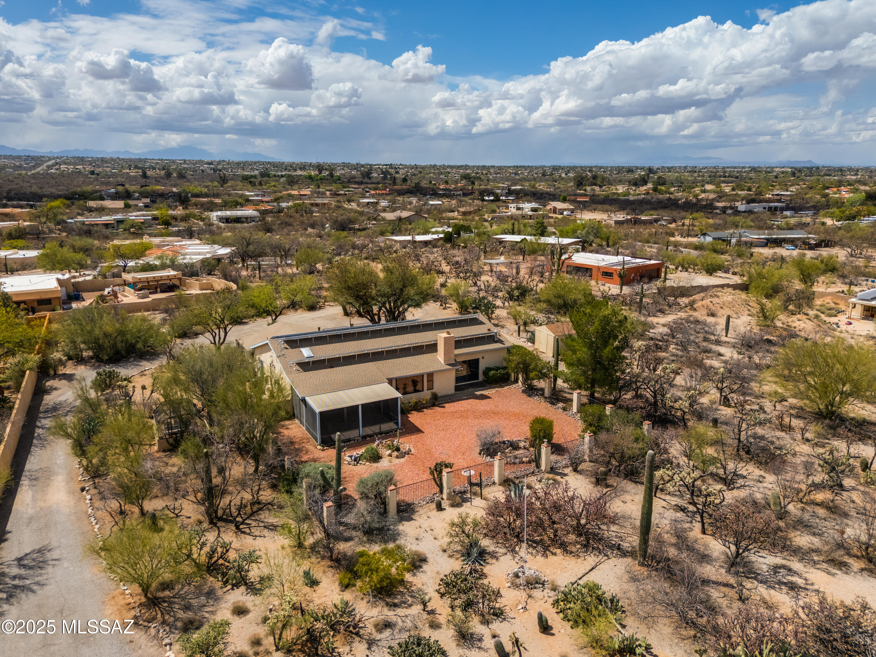 10200 E Hawk Hill Lane