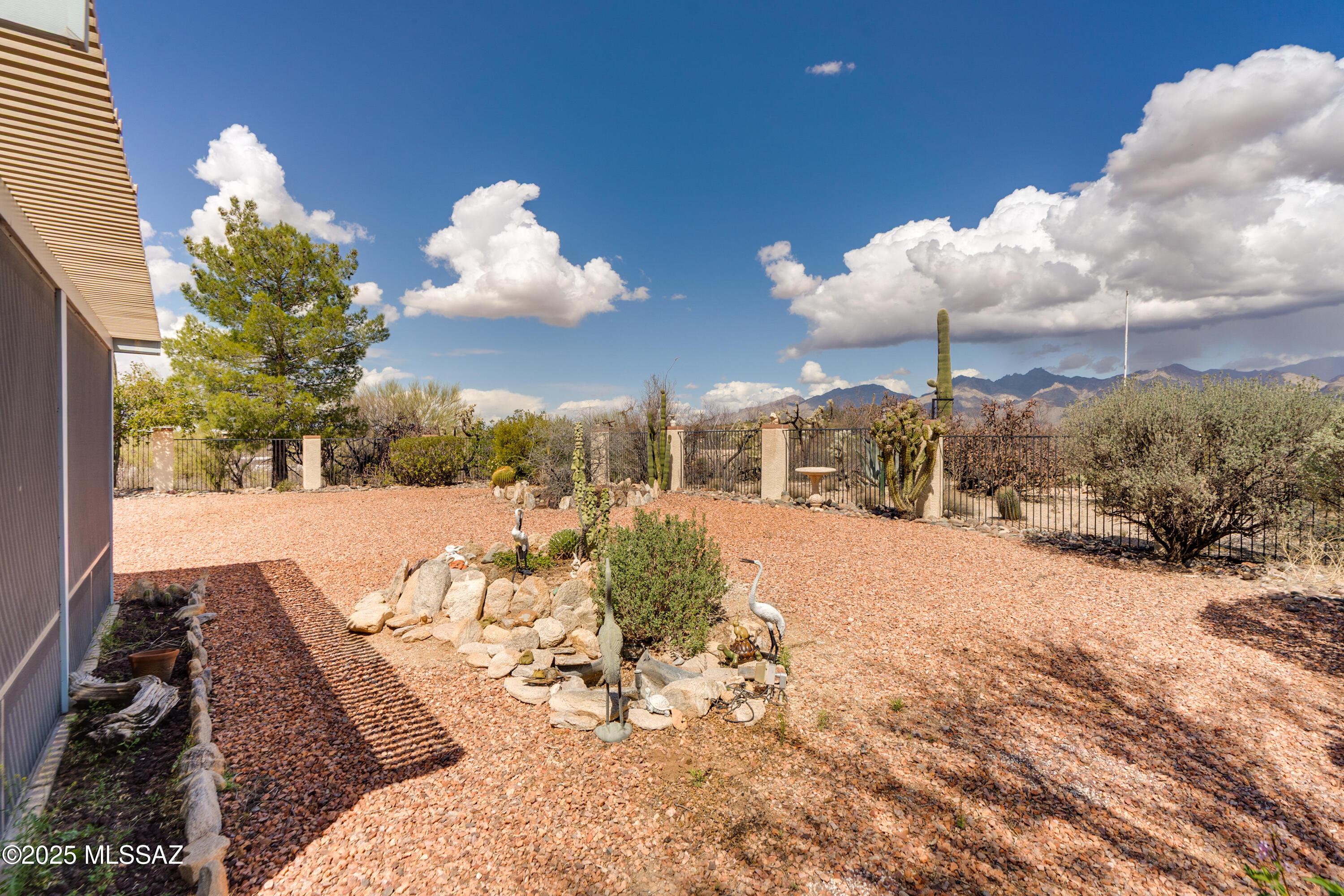 10200 E Hawk Hill Lane