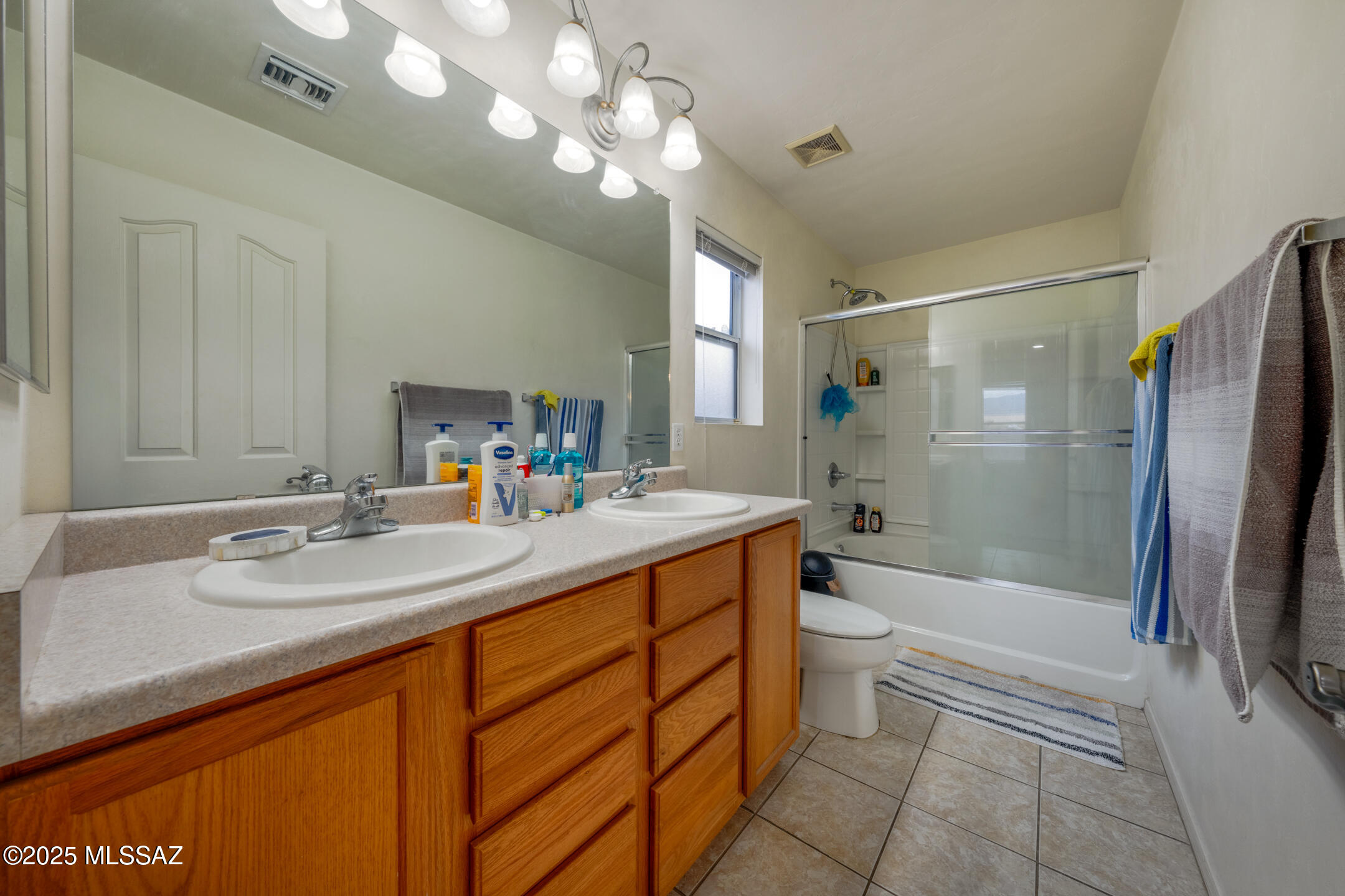 9379 E Grapevine Spring Place