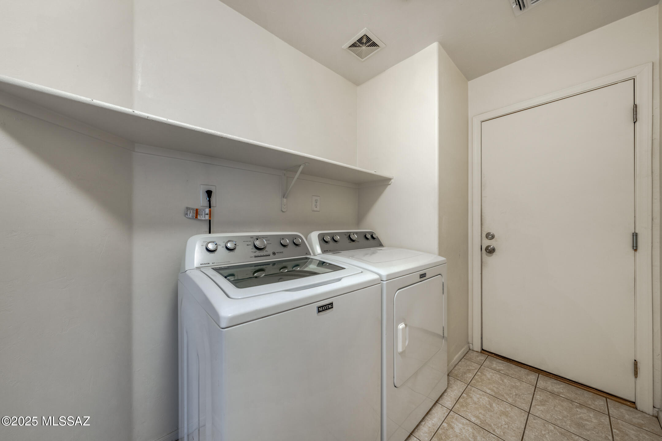 9379 E Grapevine Spring Place