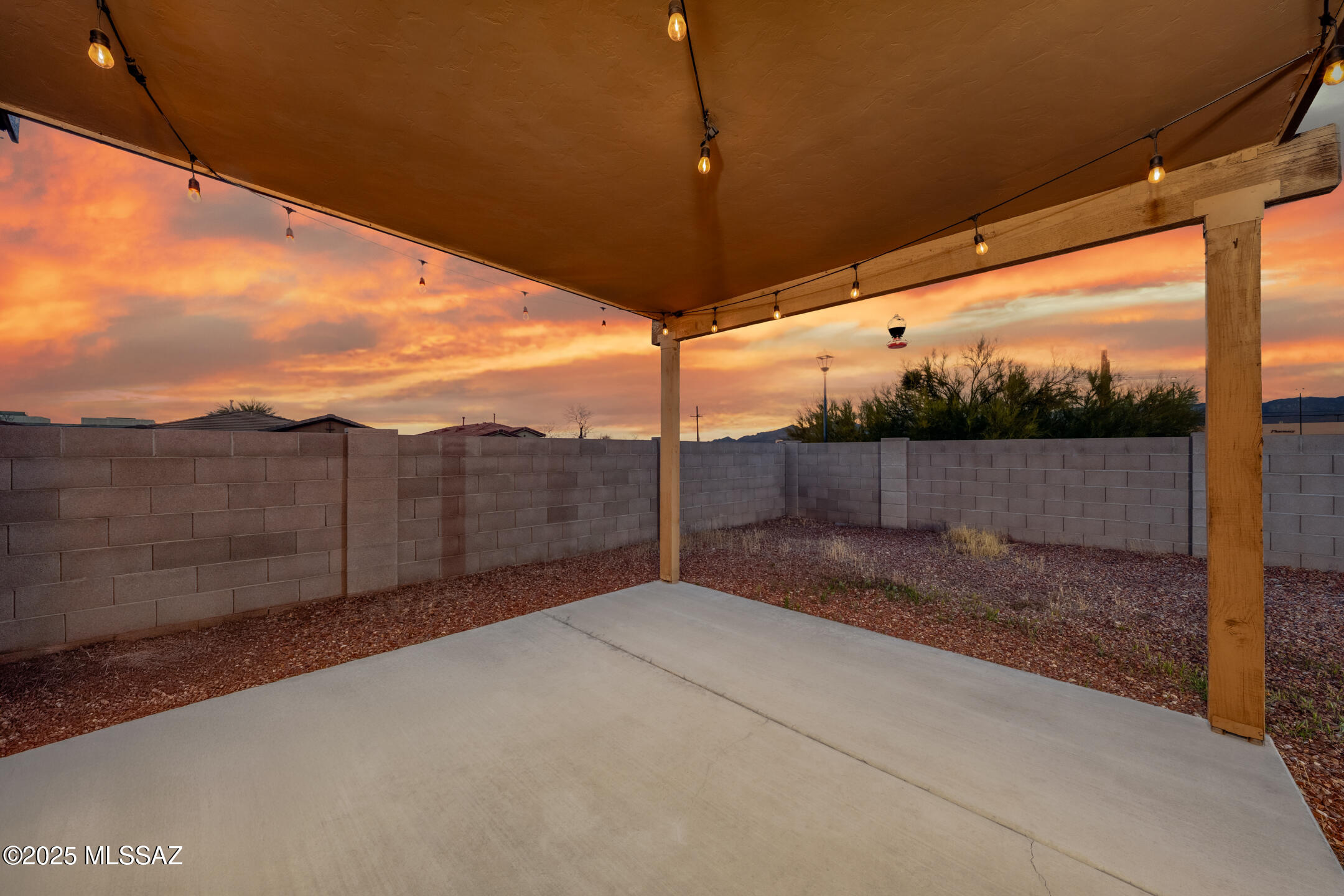 9379 E Grapevine Spring Place