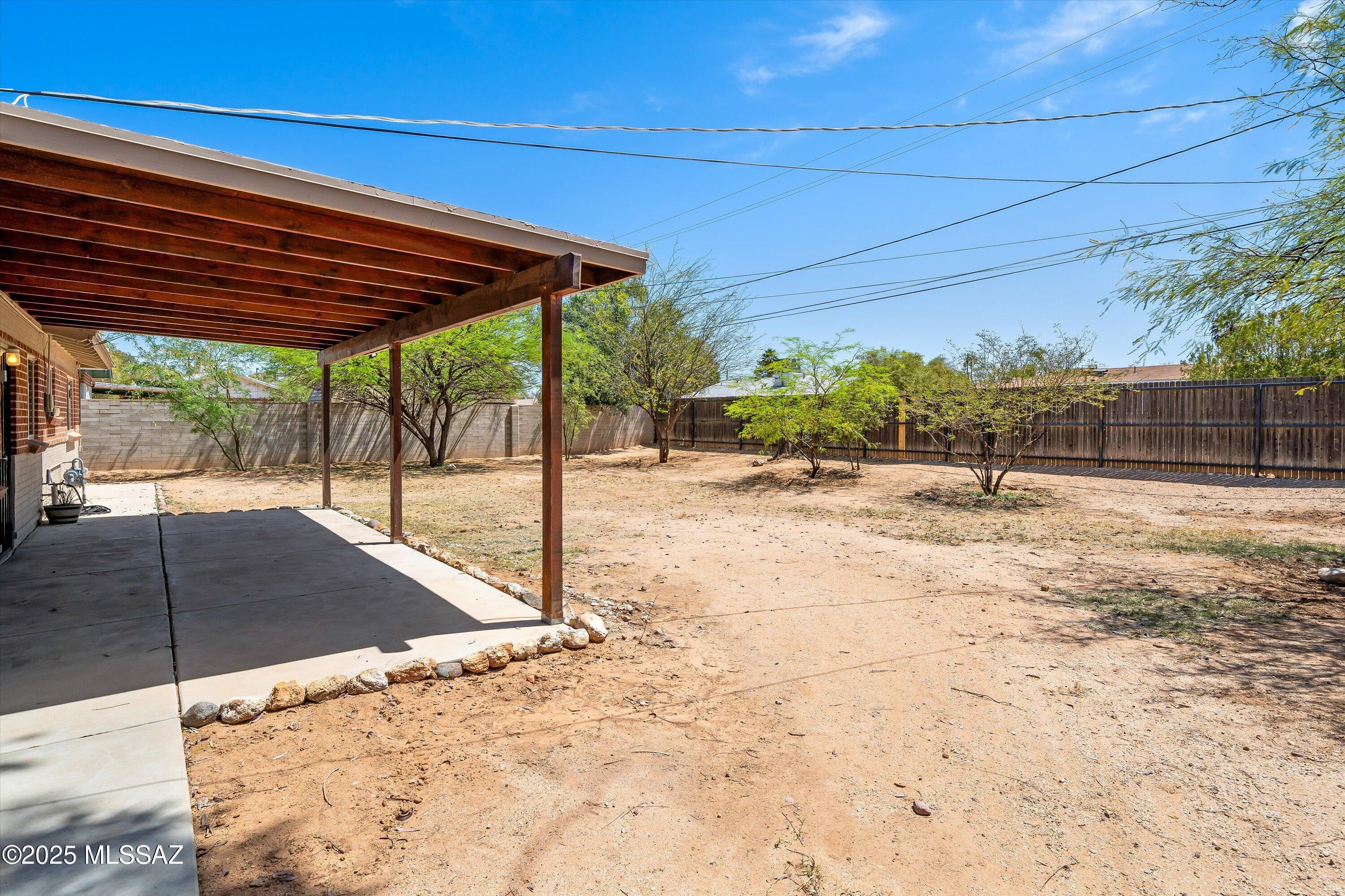 4814 E Bellevue Street