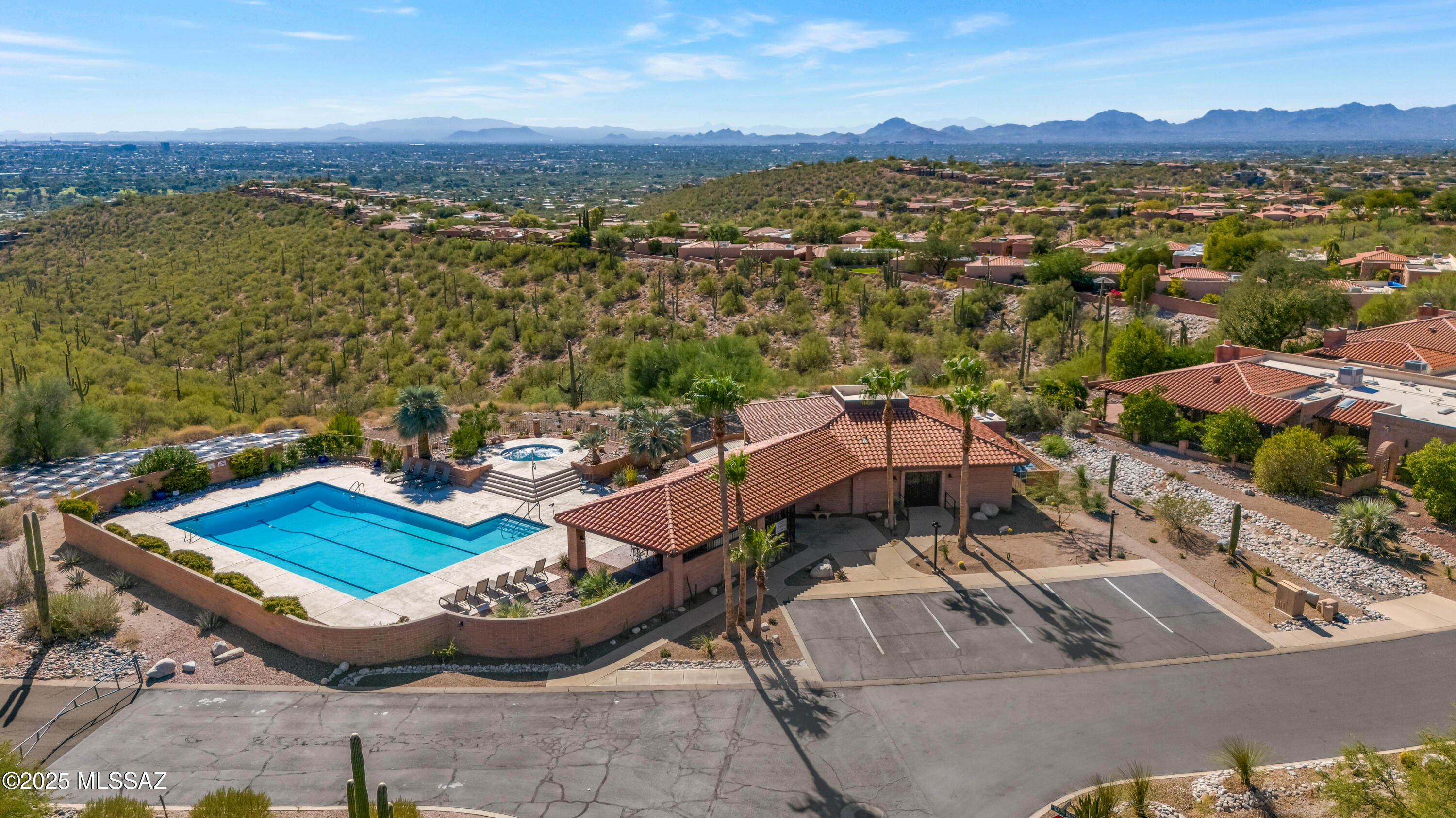 4460 N Trocha Alegre