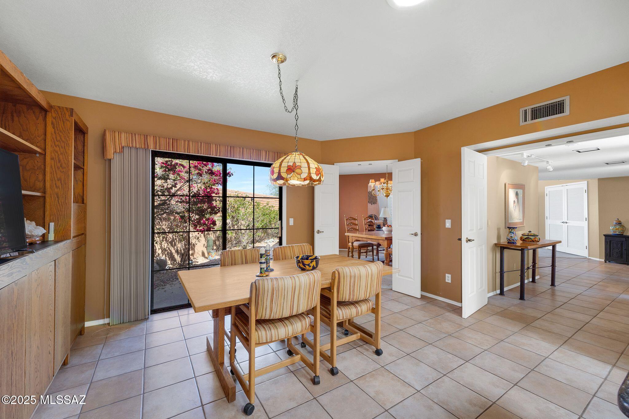 4460 N Trocha Alegre