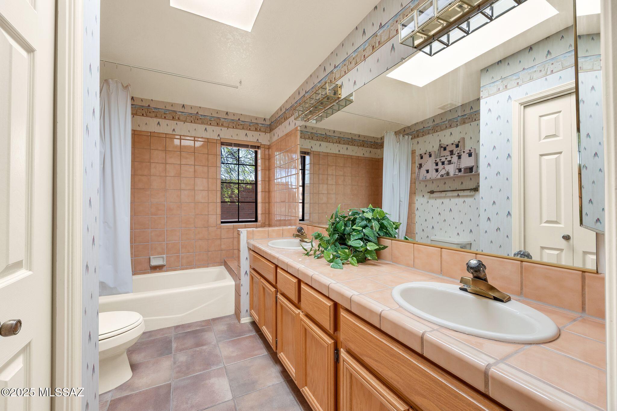 4460 N Trocha Alegre