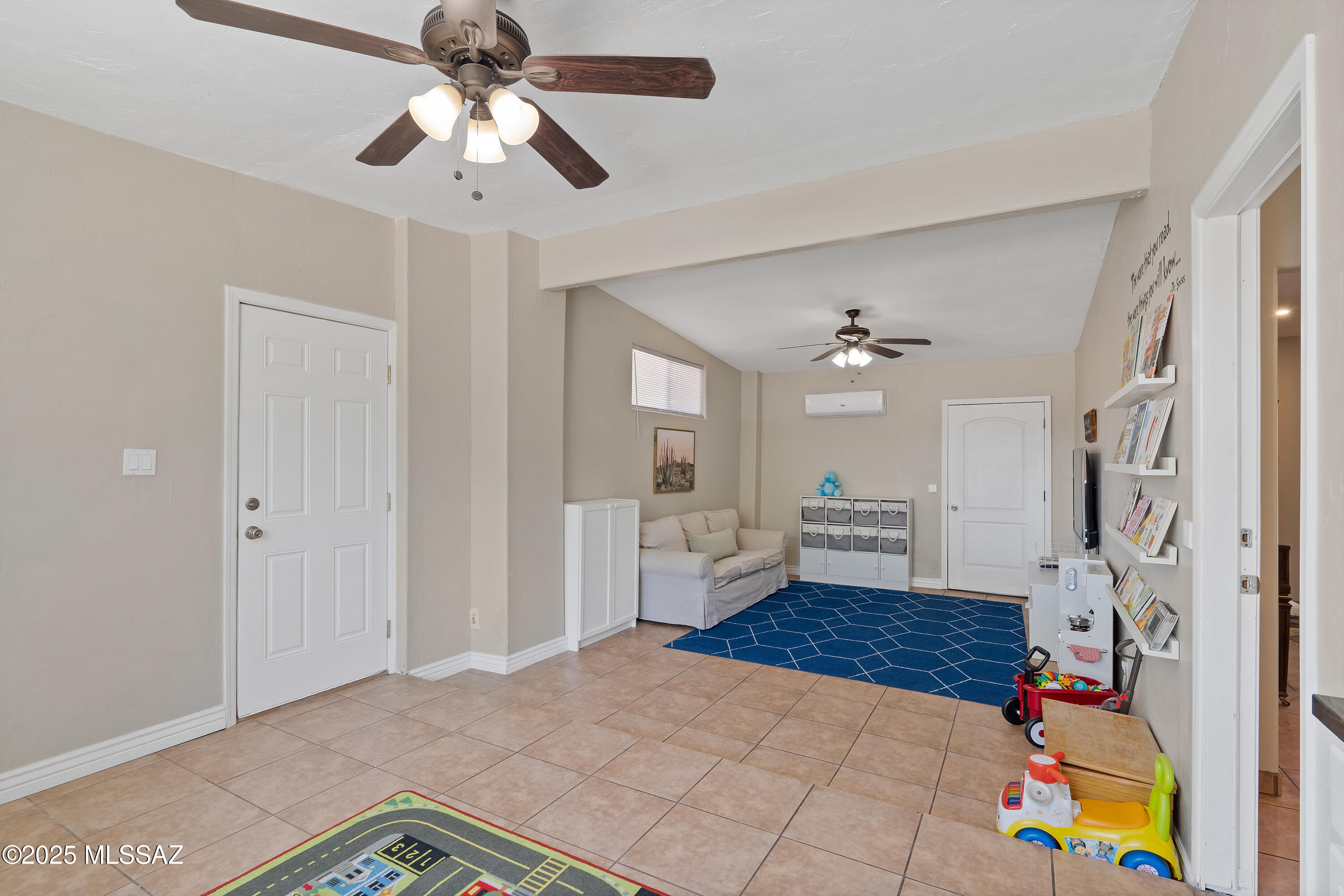 1821 S Carthage Place