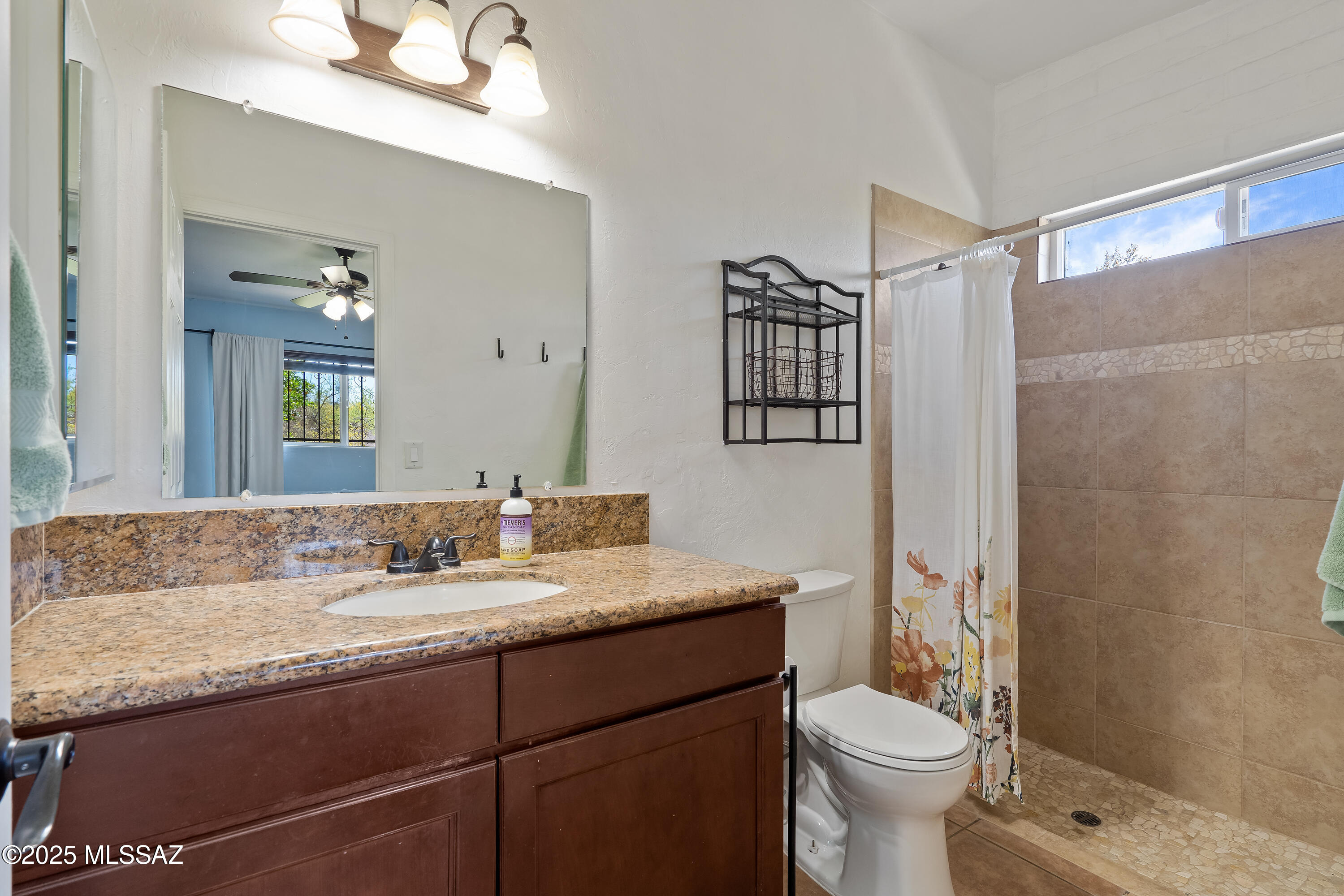 1821 S Carthage Place