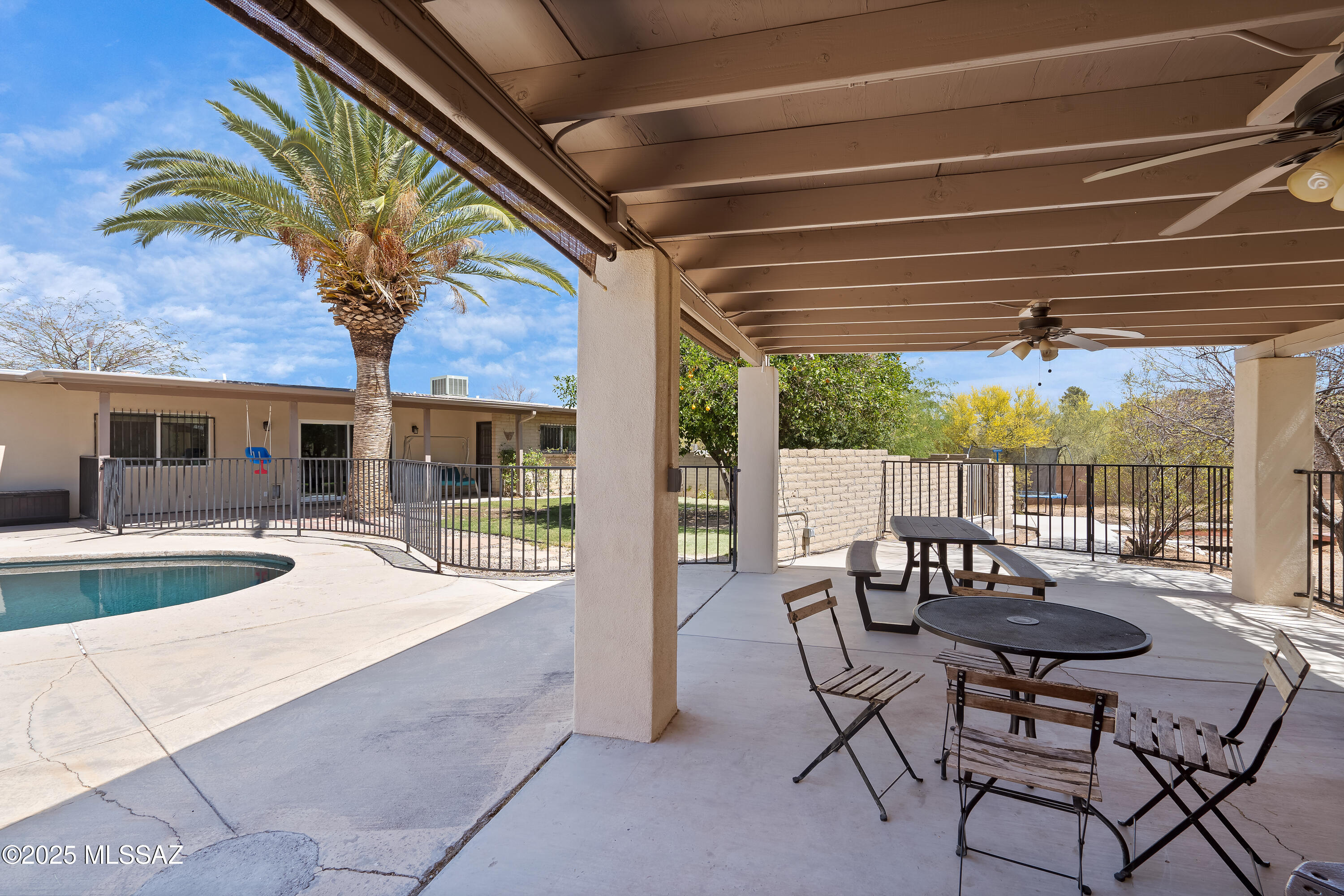 1821 S Carthage Place