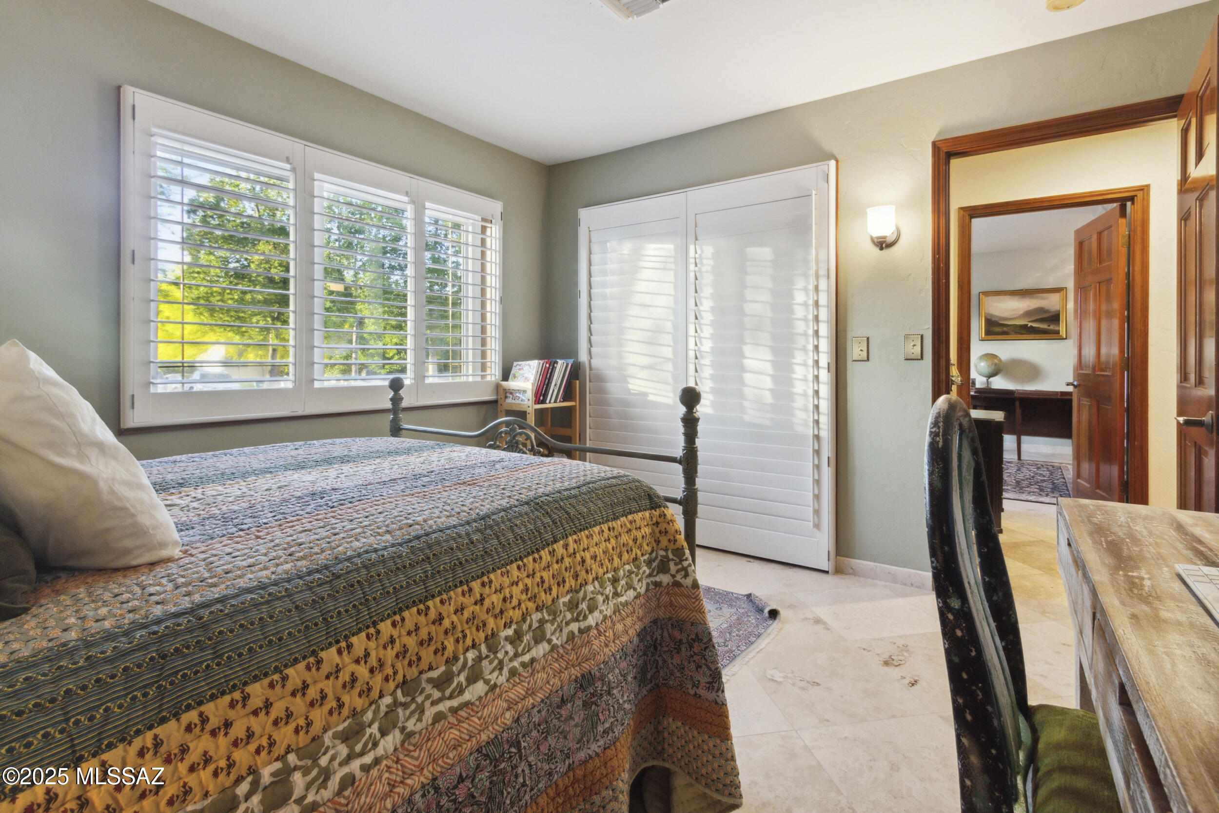 6835 E Calle Luciente