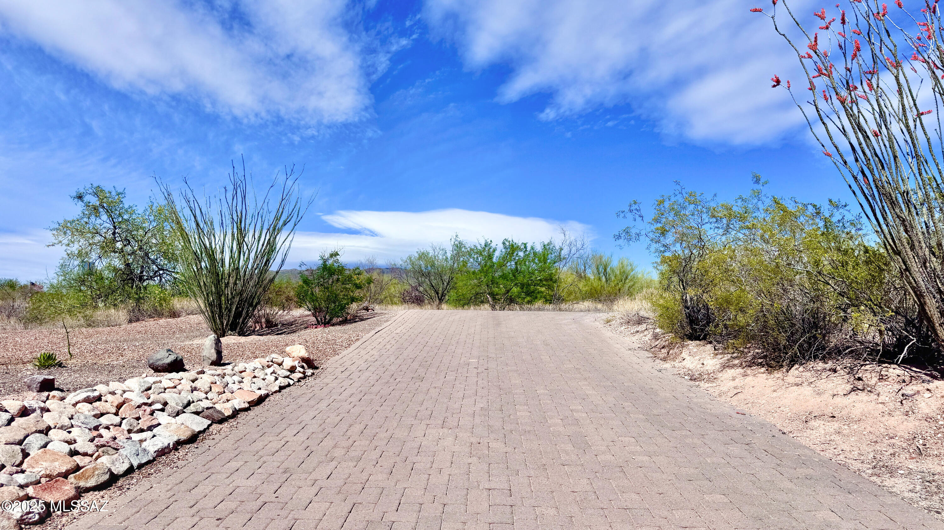 12480 E Los Reales Road