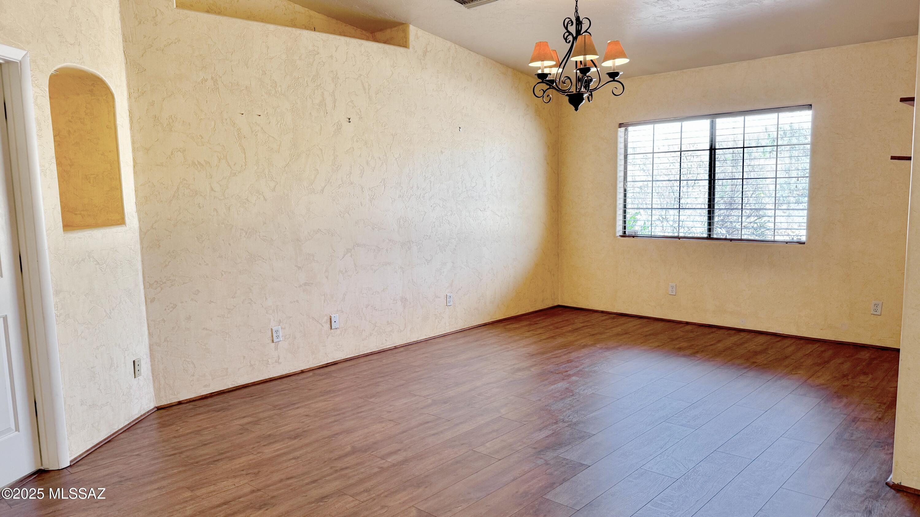 12480 E Los Reales Road