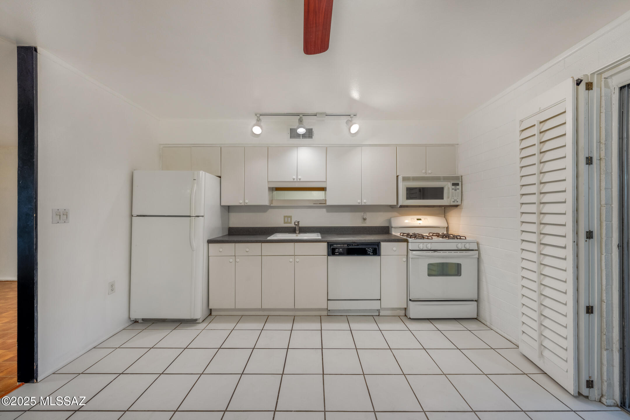 474 N Silverbell Road