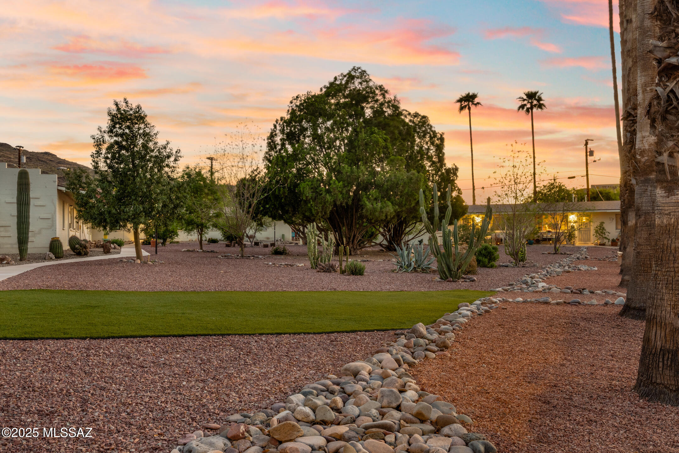 474 N Silverbell Road