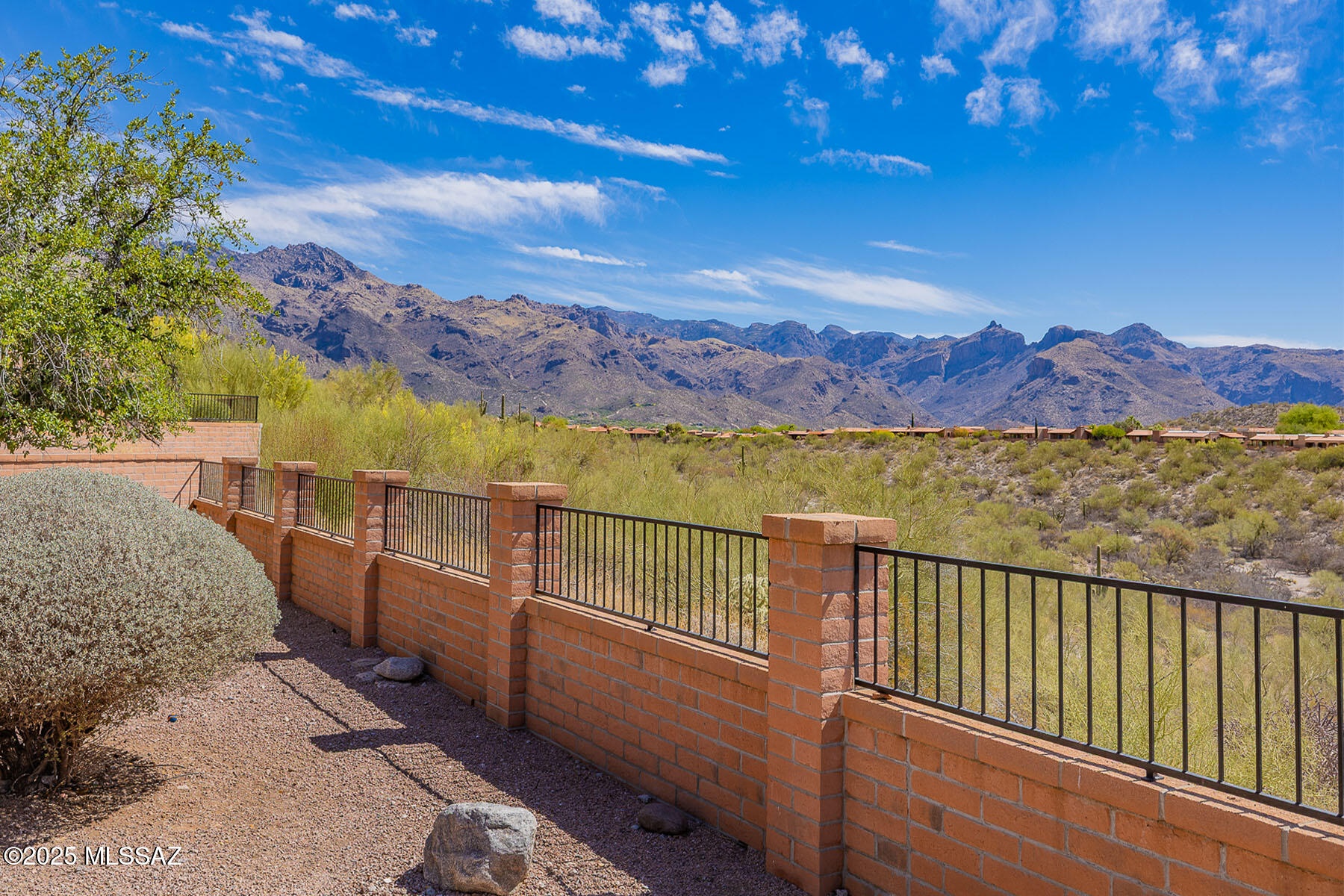 5230 N Via Velazquez