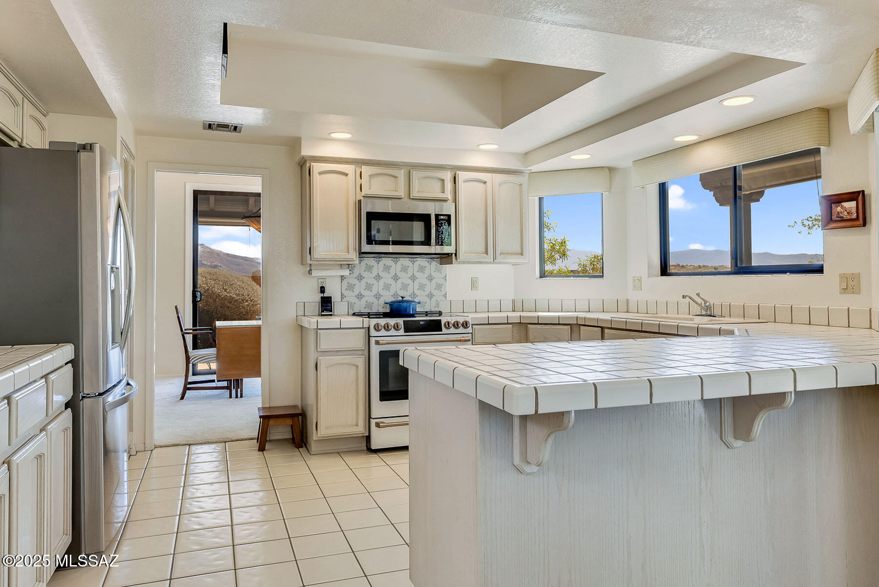 5230 N Via Velazquez