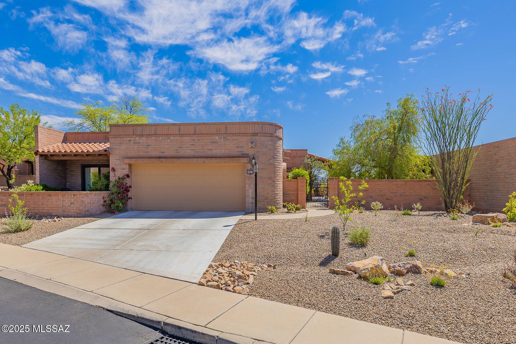 5230 N Via Velazquez