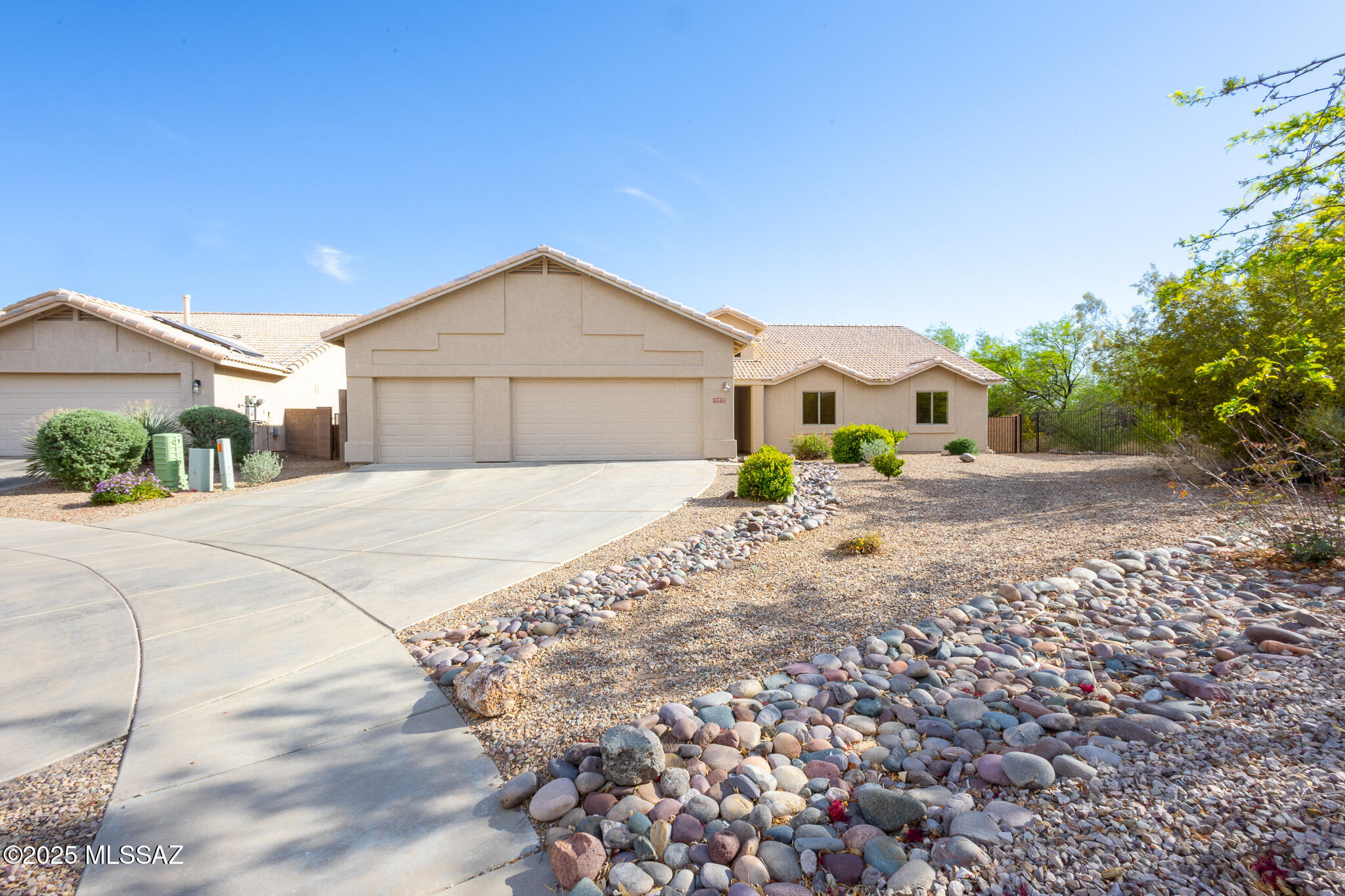 10532 E Malta Street