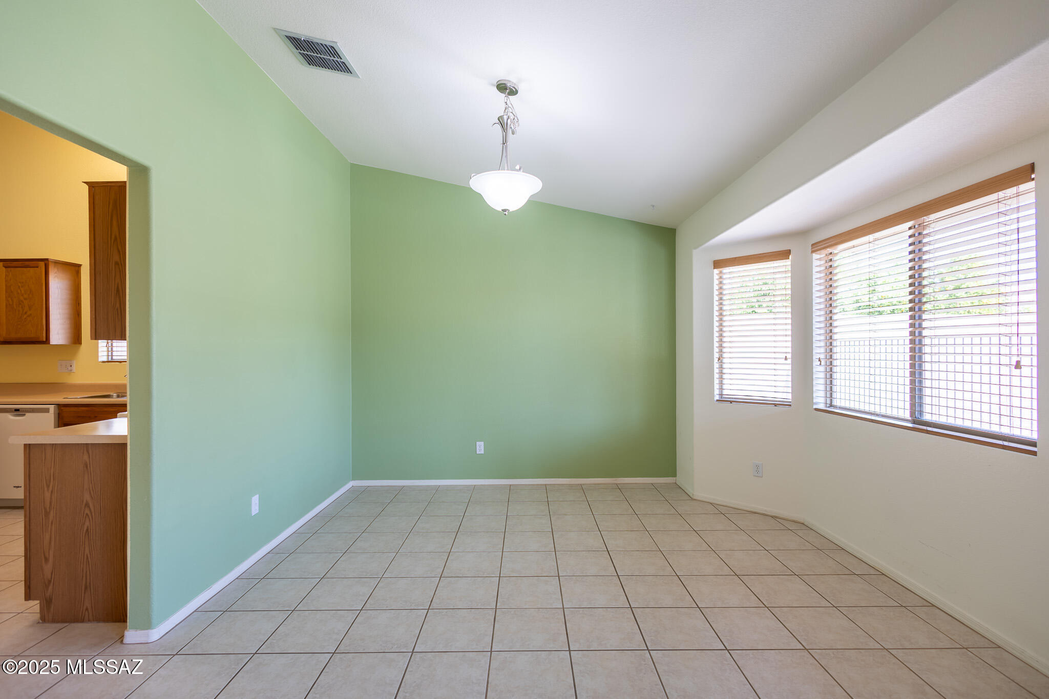 10532 E Malta Street