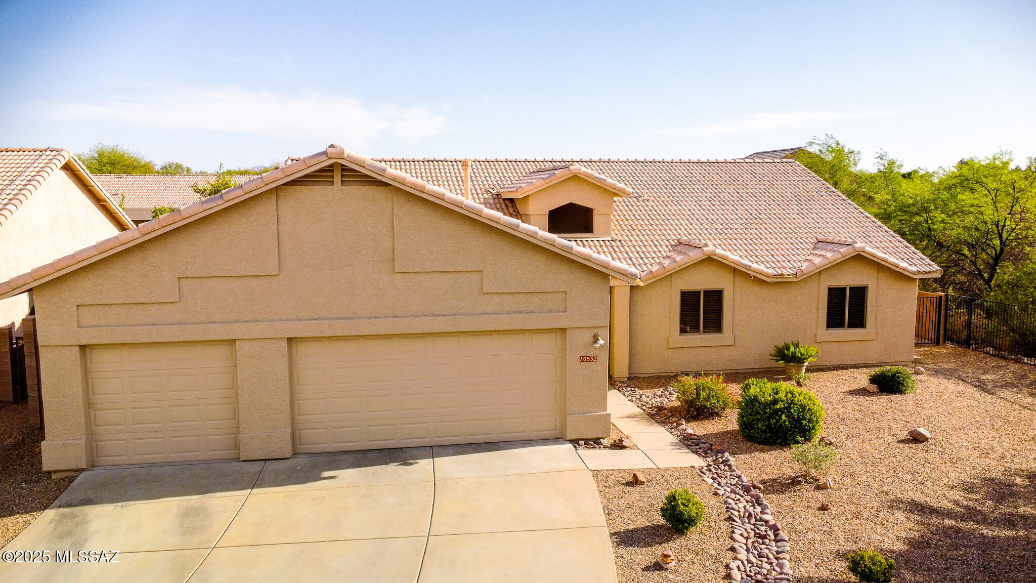 10532 E Malta Street