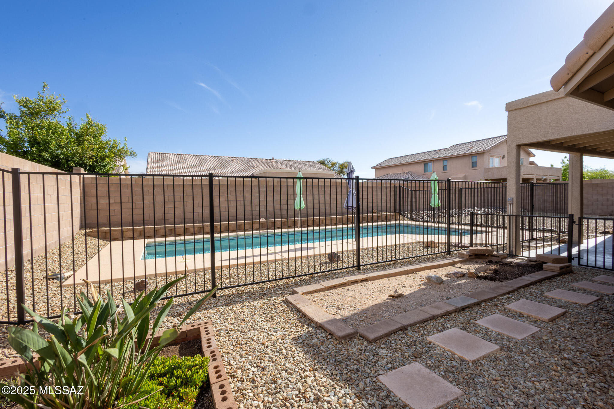 10532 E Malta Street