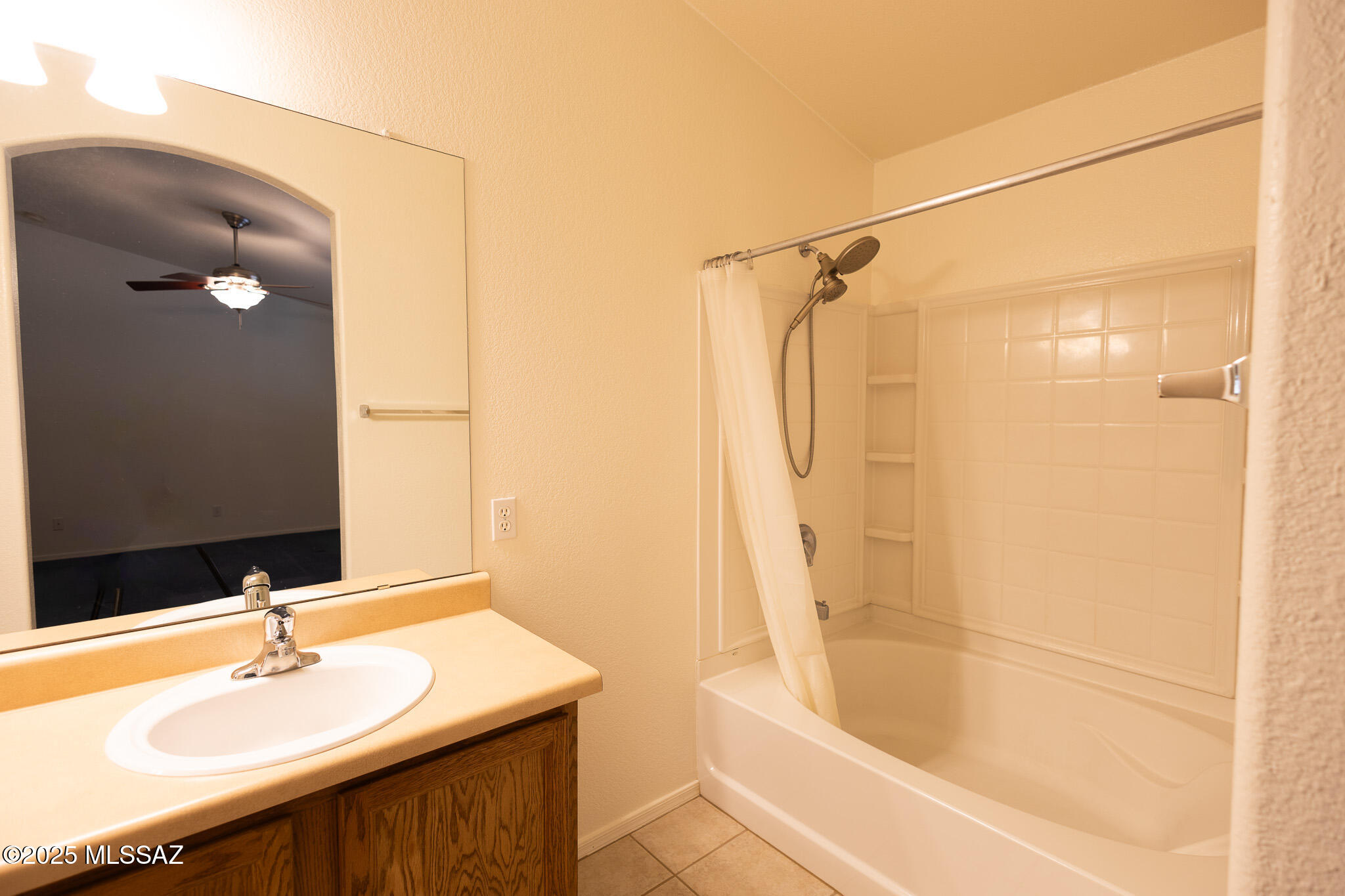 10532 E Malta Street