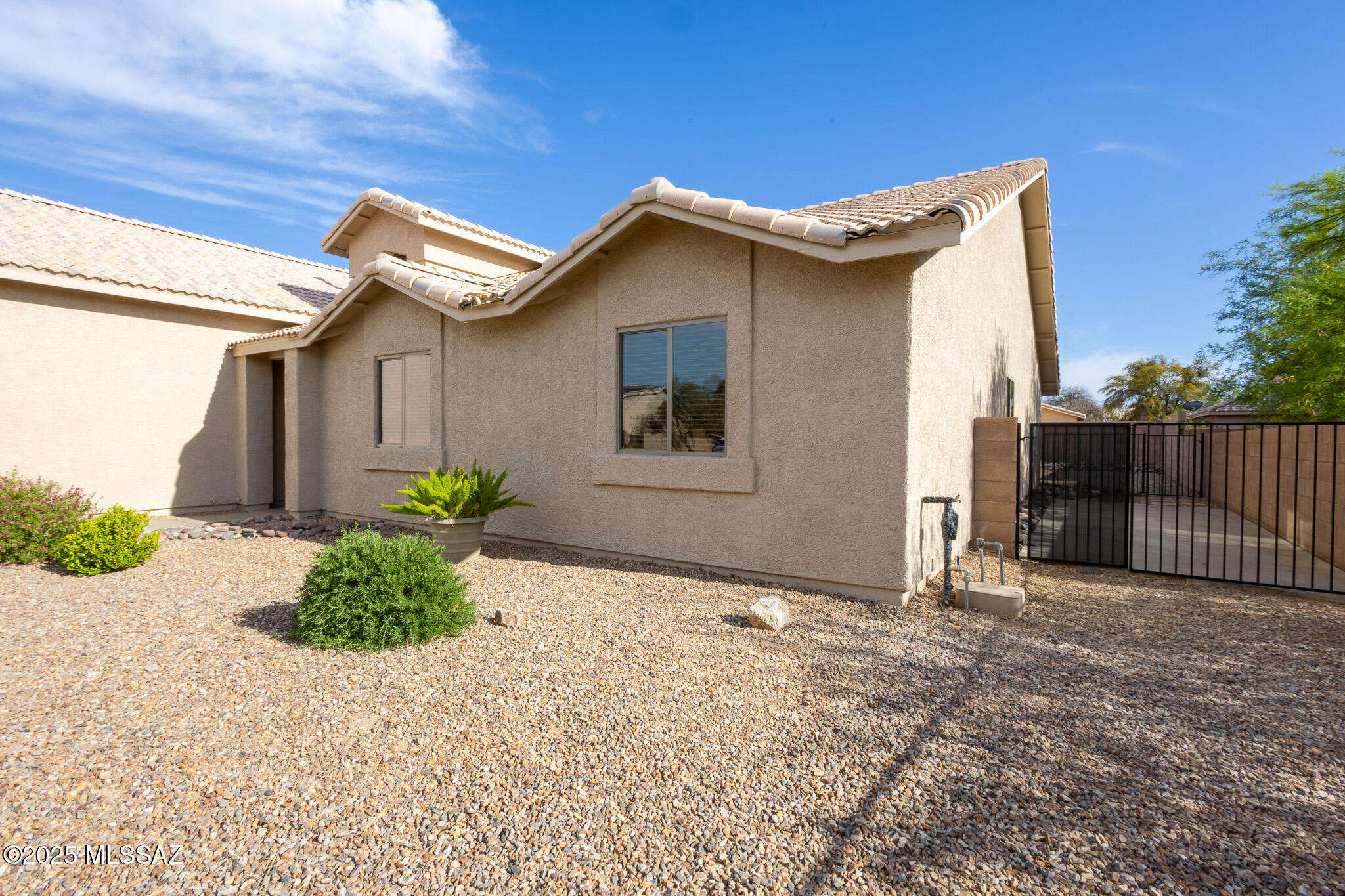 10532 E Malta Street