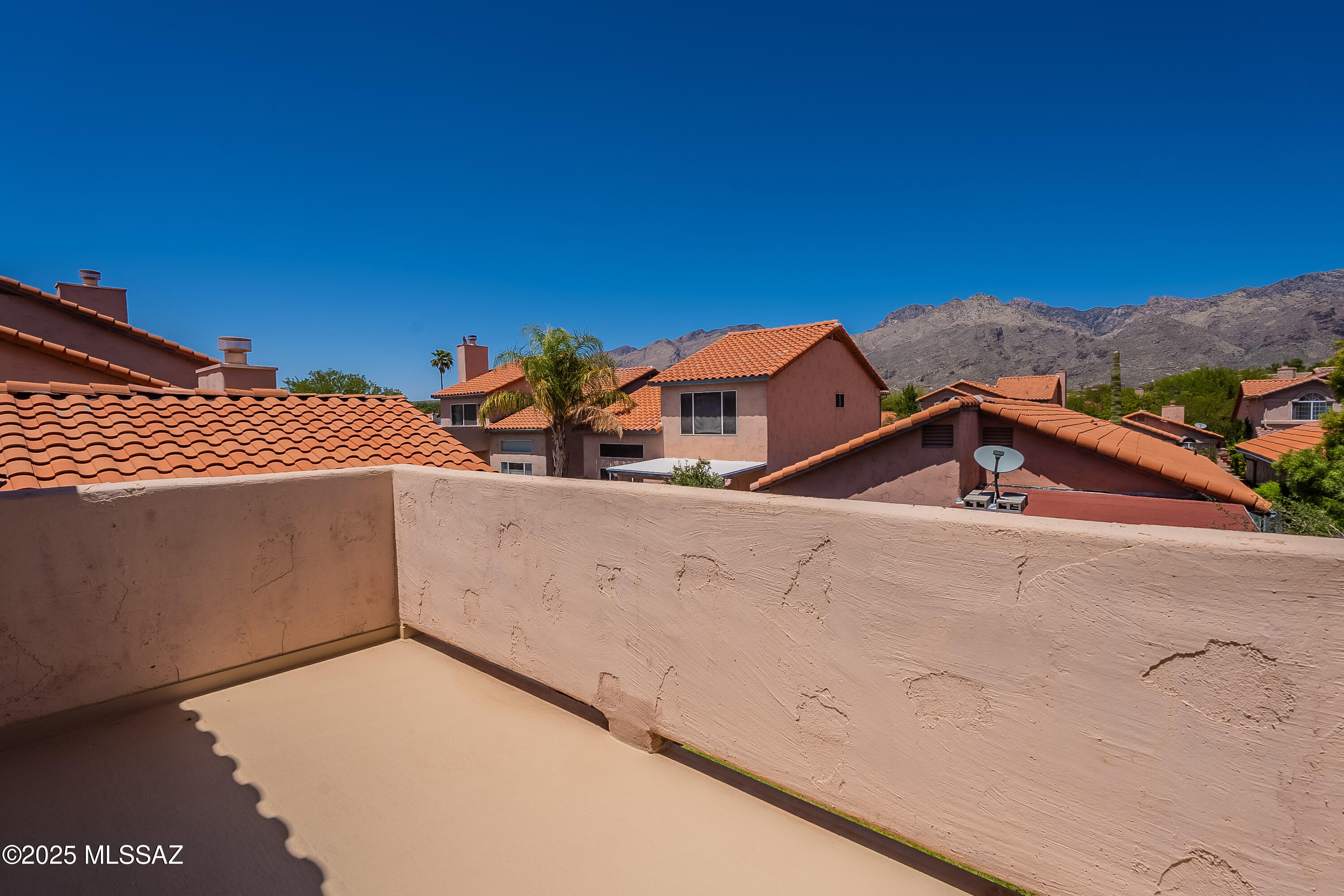 5395 N Entrada De Sabino