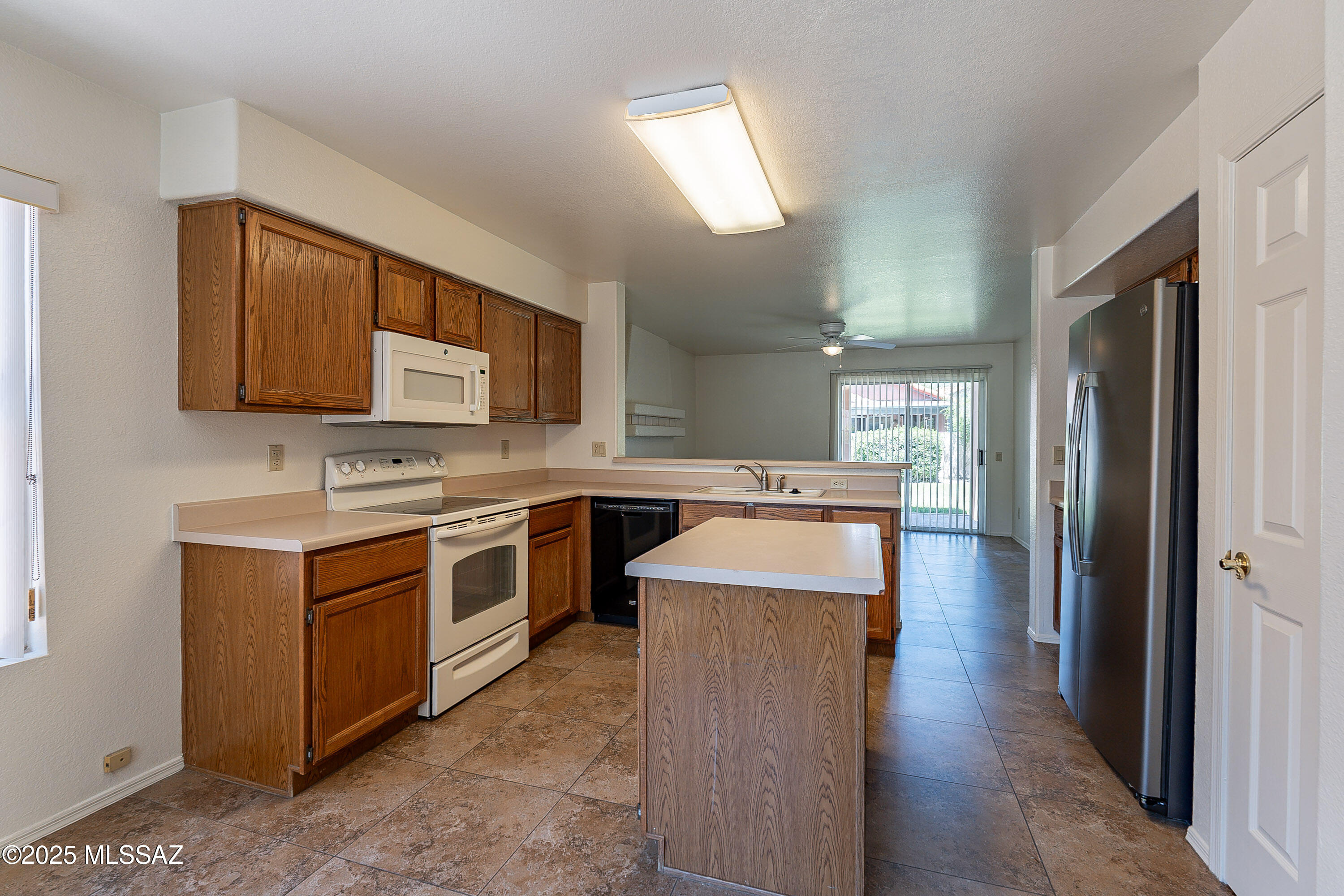 5395 N Entrada De Sabino