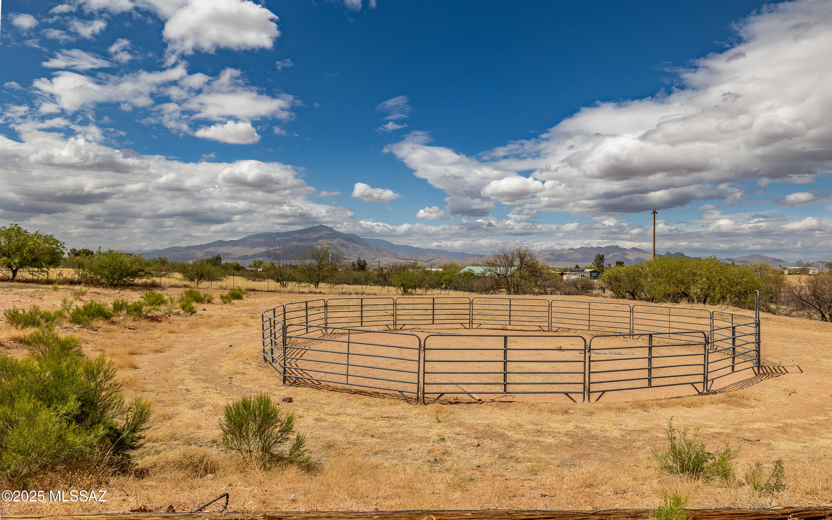 3348 W Thunderbird Trail