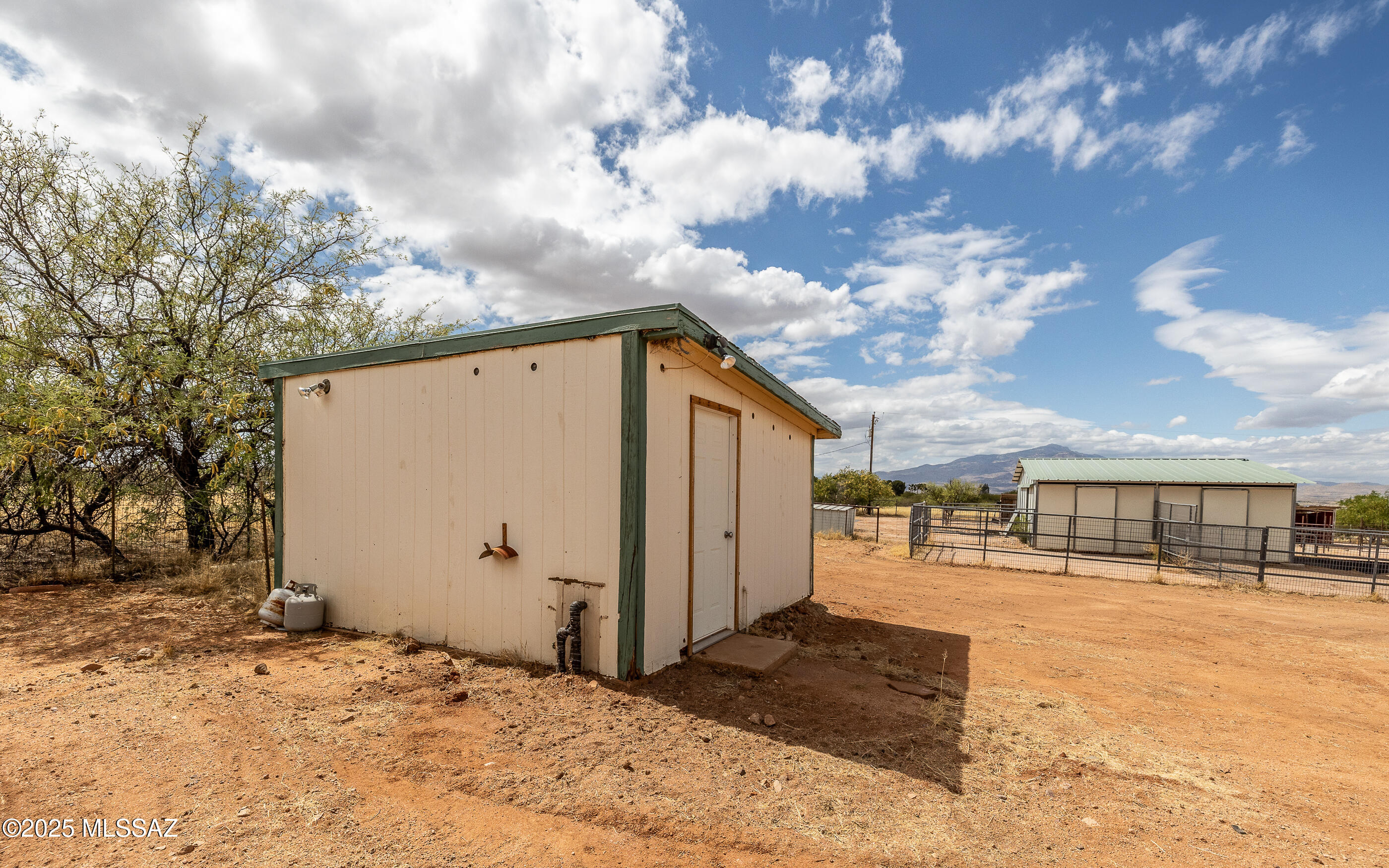 3348 W Thunderbird Trail