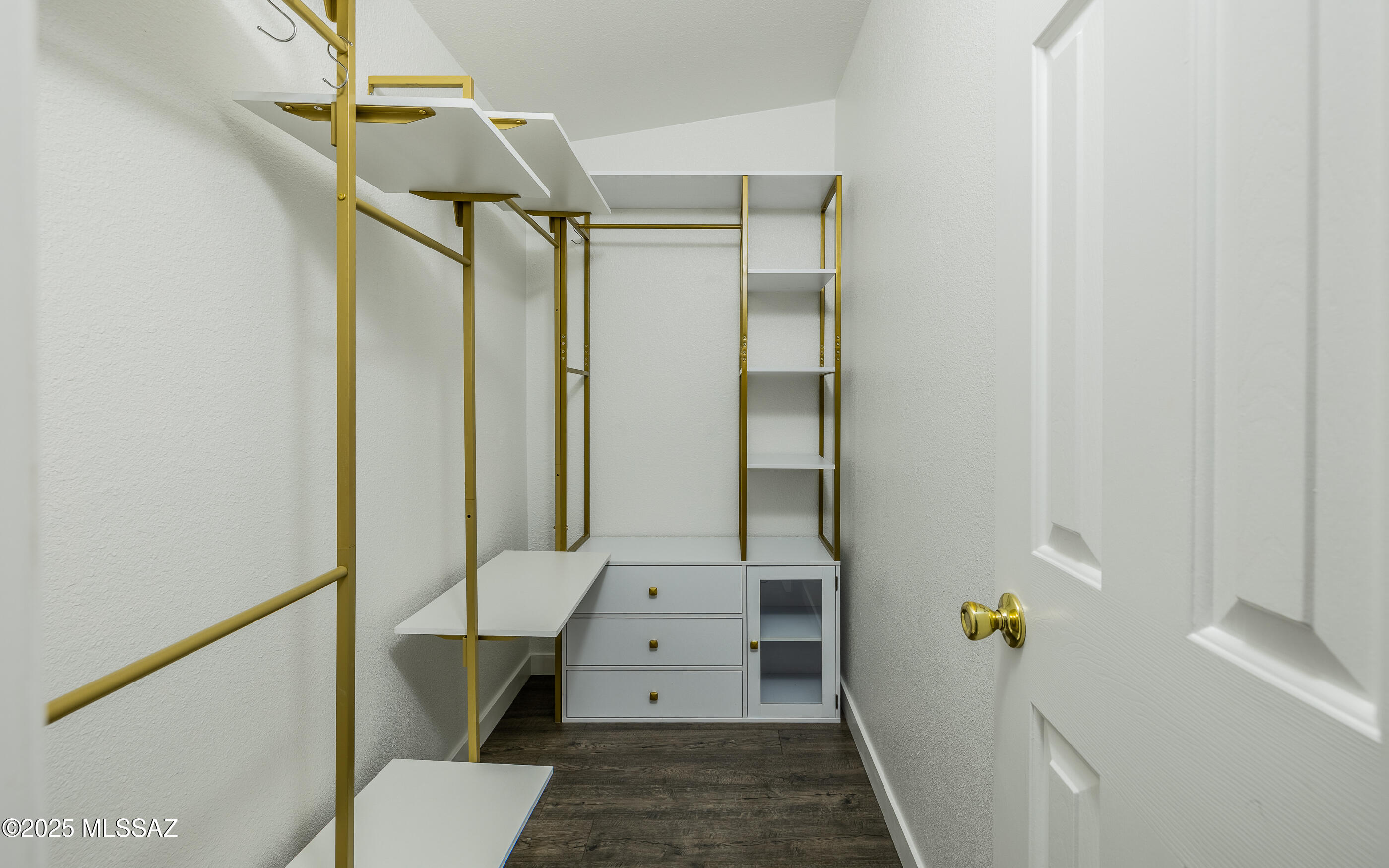 3348 W Thunderbird Trail