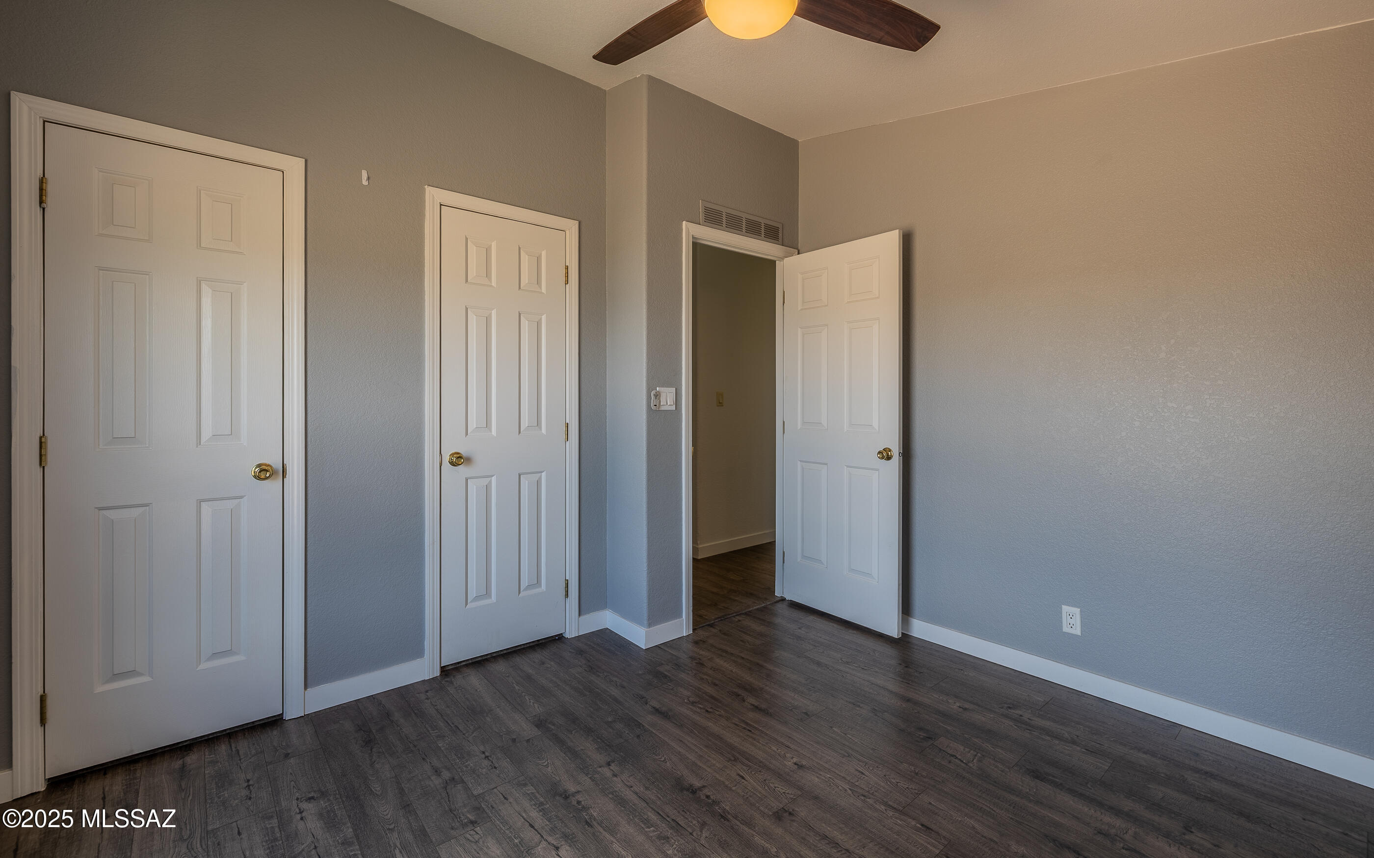 3348 W Thunderbird Trail