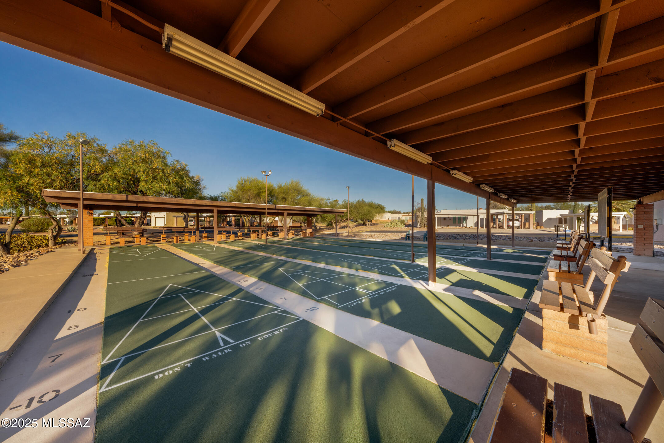 418 N Calle De Las Profetas