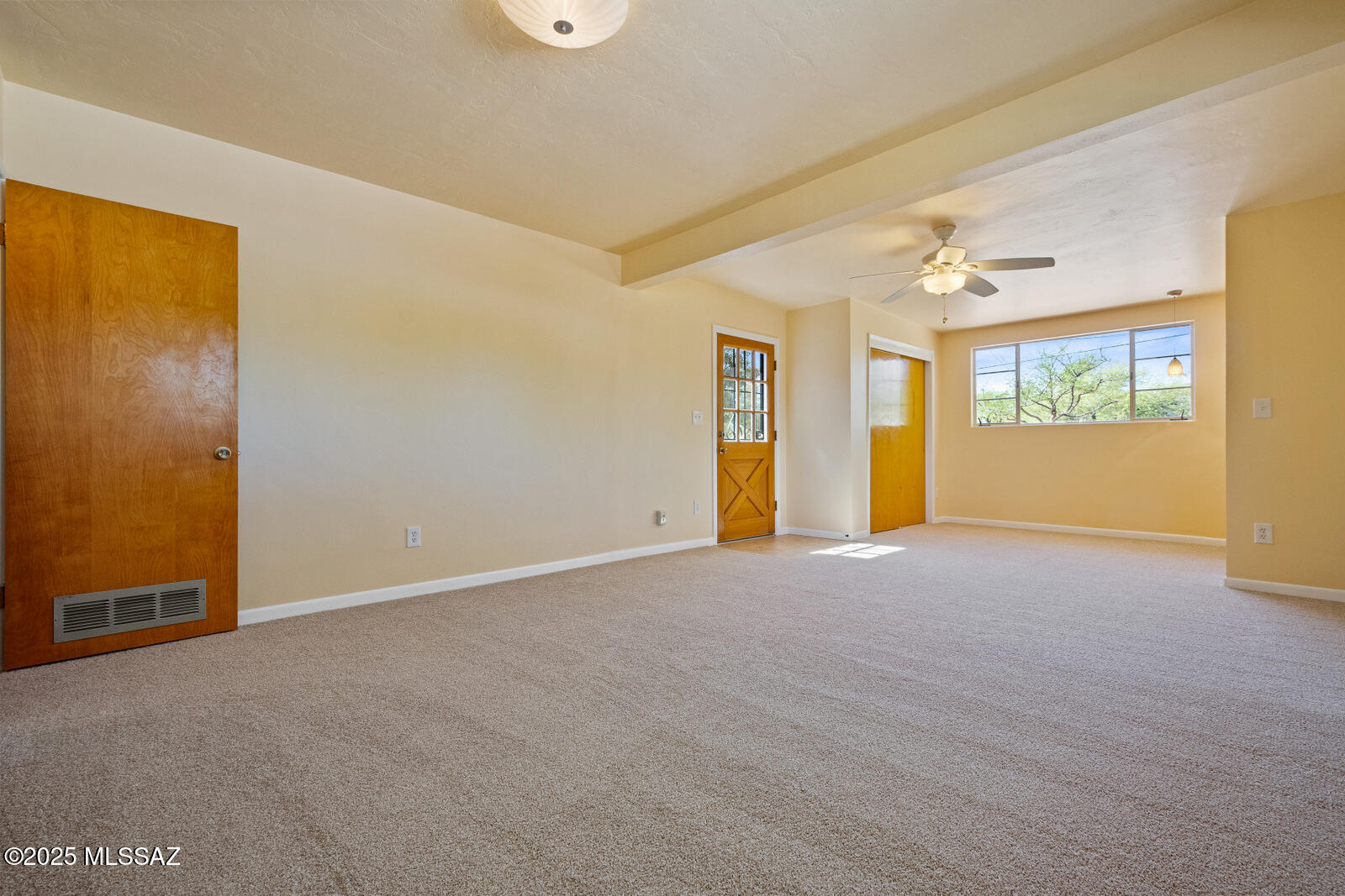 5731 E Holmes Street