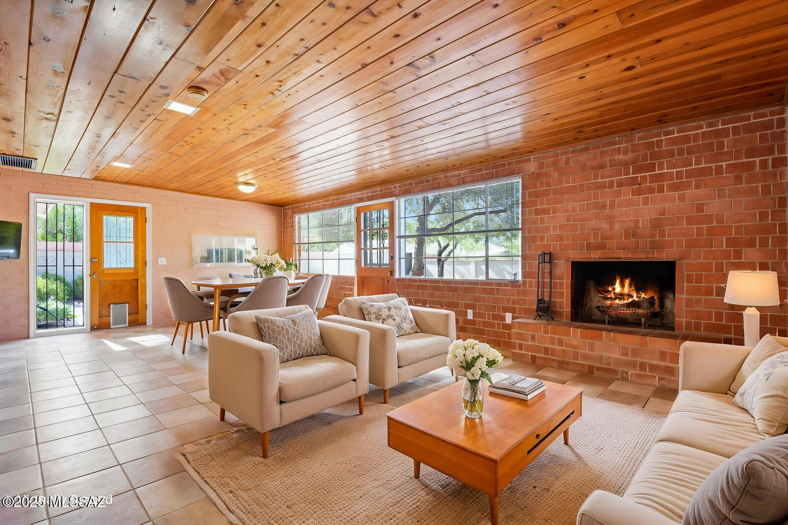 5731 E Holmes Street