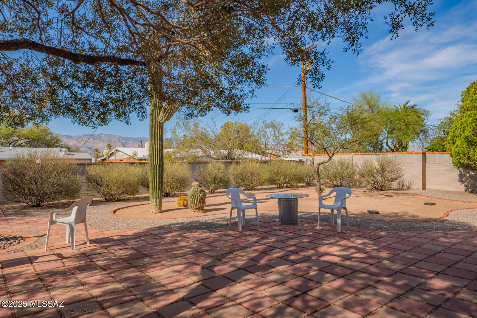 5731 E Holmes Street