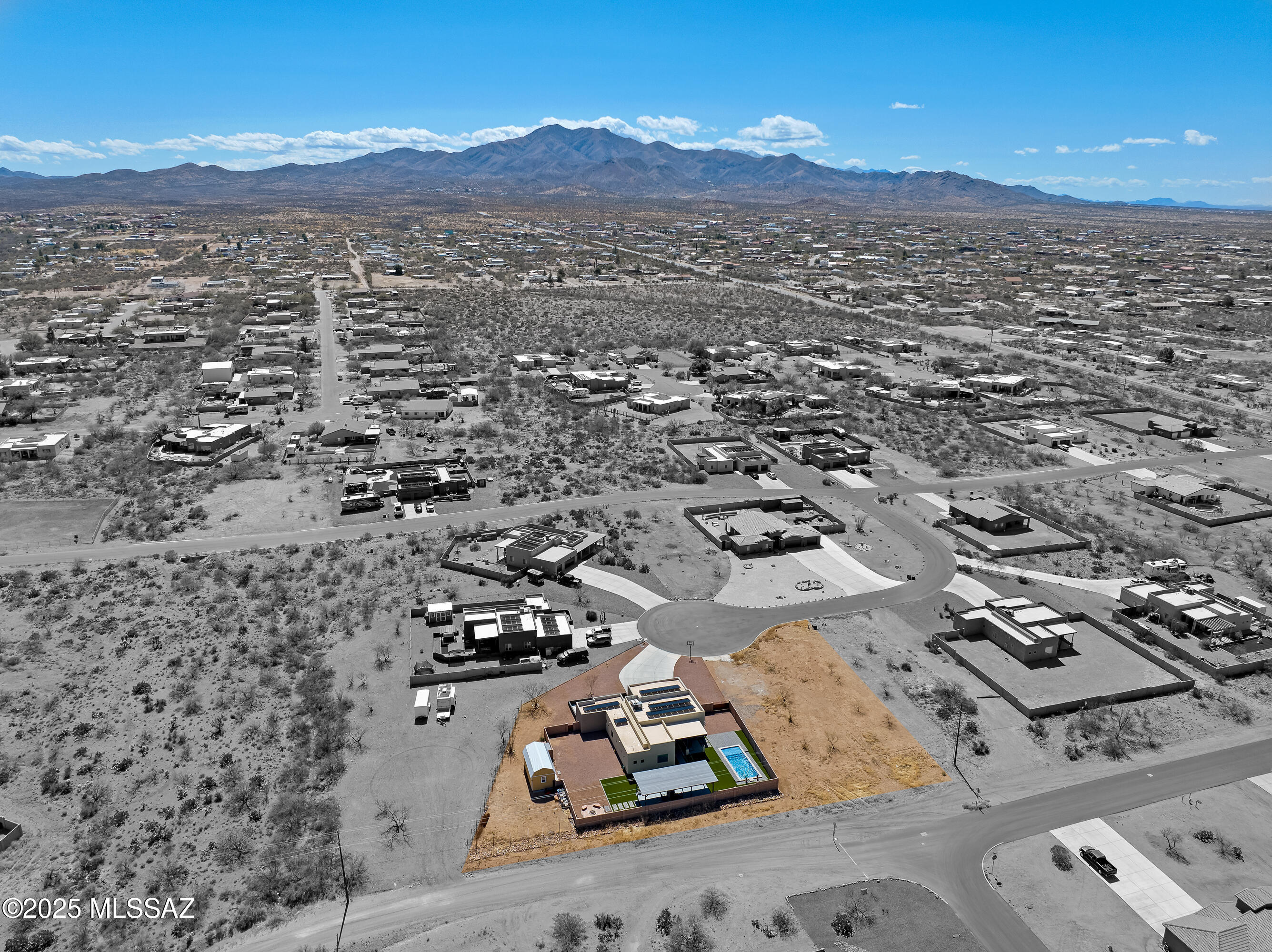 3337 E Wet Sand Place