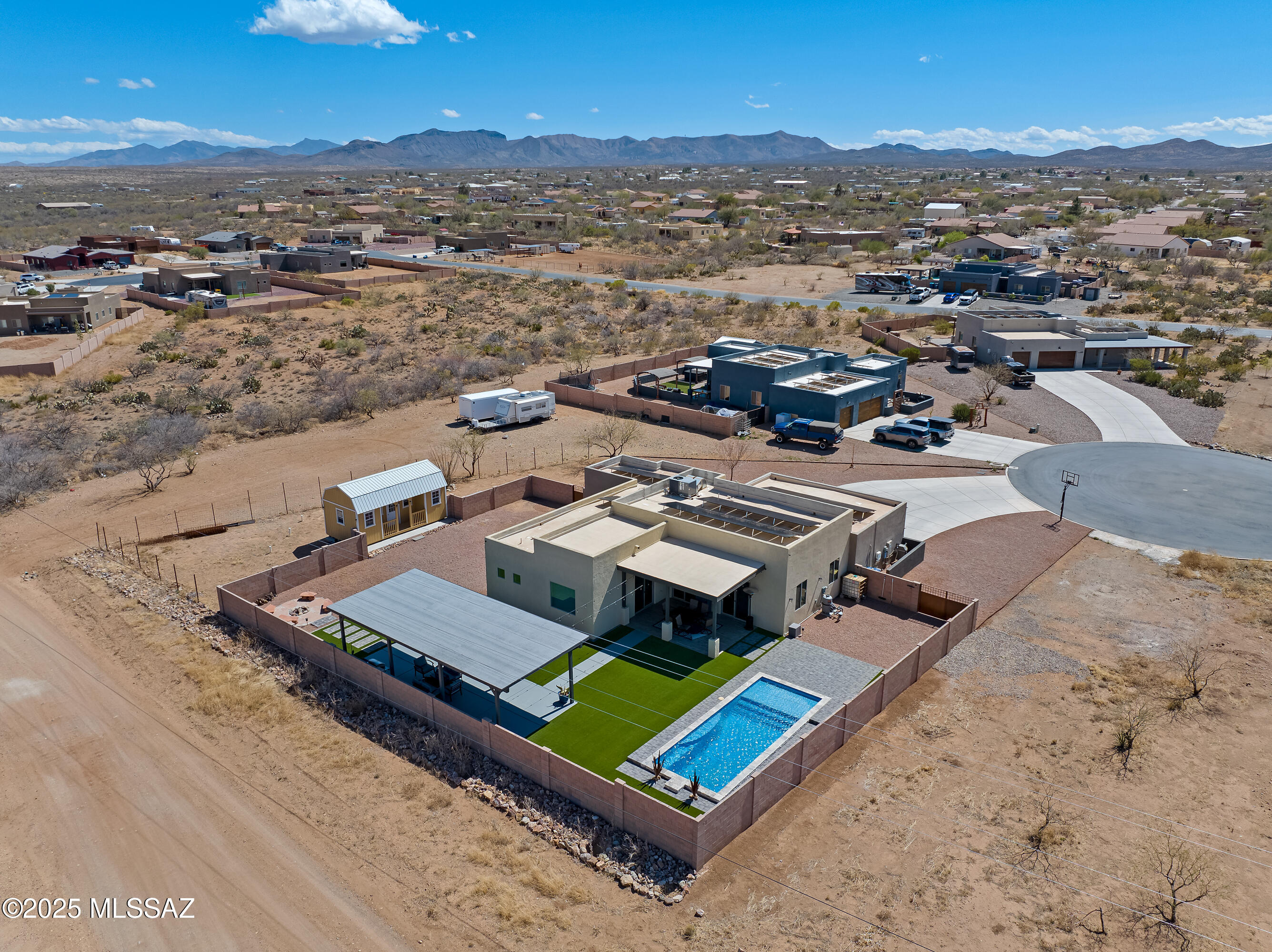 3337 E Wet Sand Place