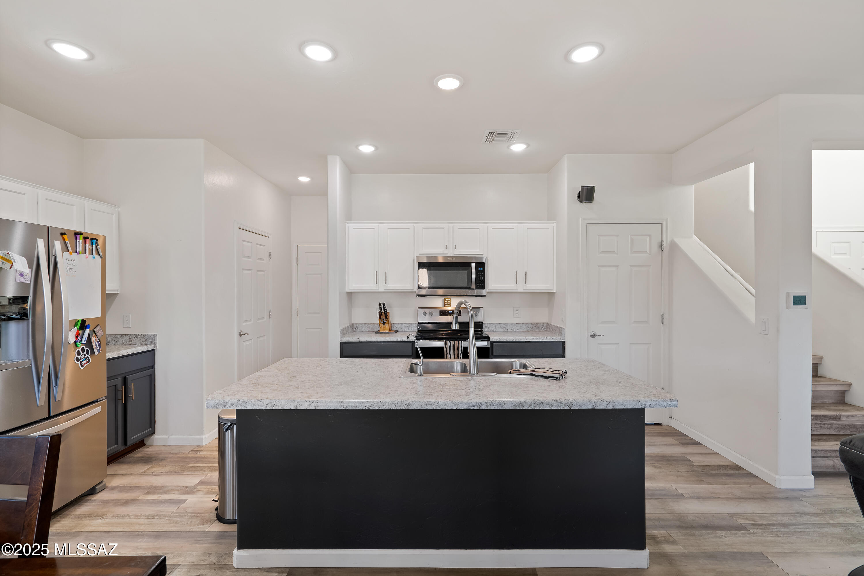 6494 E Brushback Loop